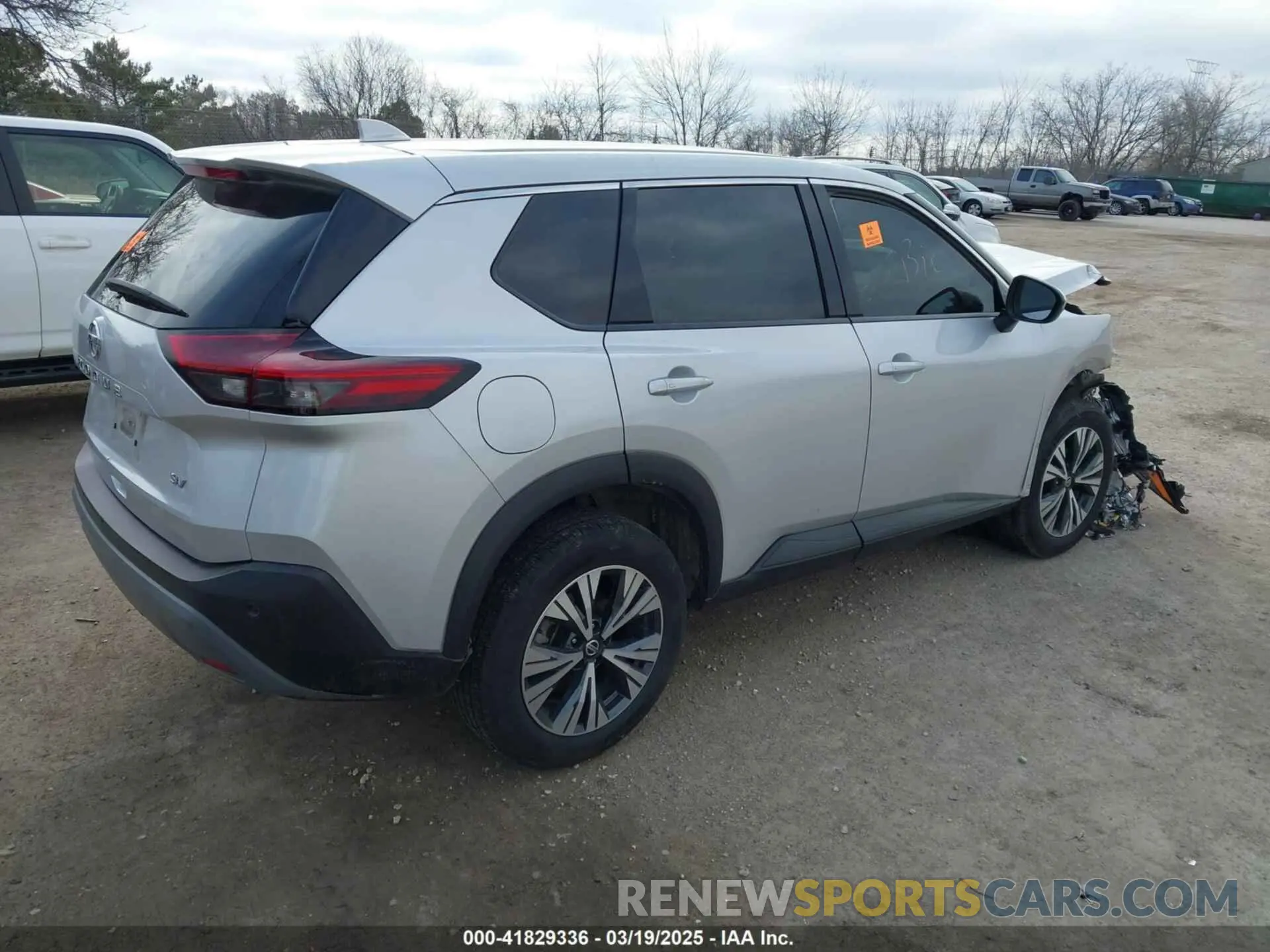 4 Photograph of a damaged car 5N1AT3BA3MC765707 NISSAN ROGUE 2021