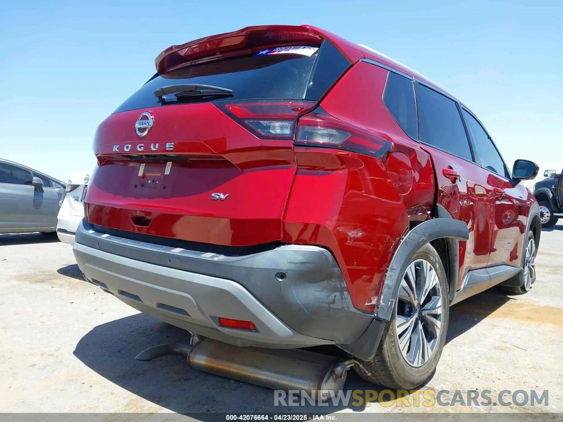 18 Photograph of a damaged car 5N1AT3BA4MC679774 NISSAN ROGUE 2021