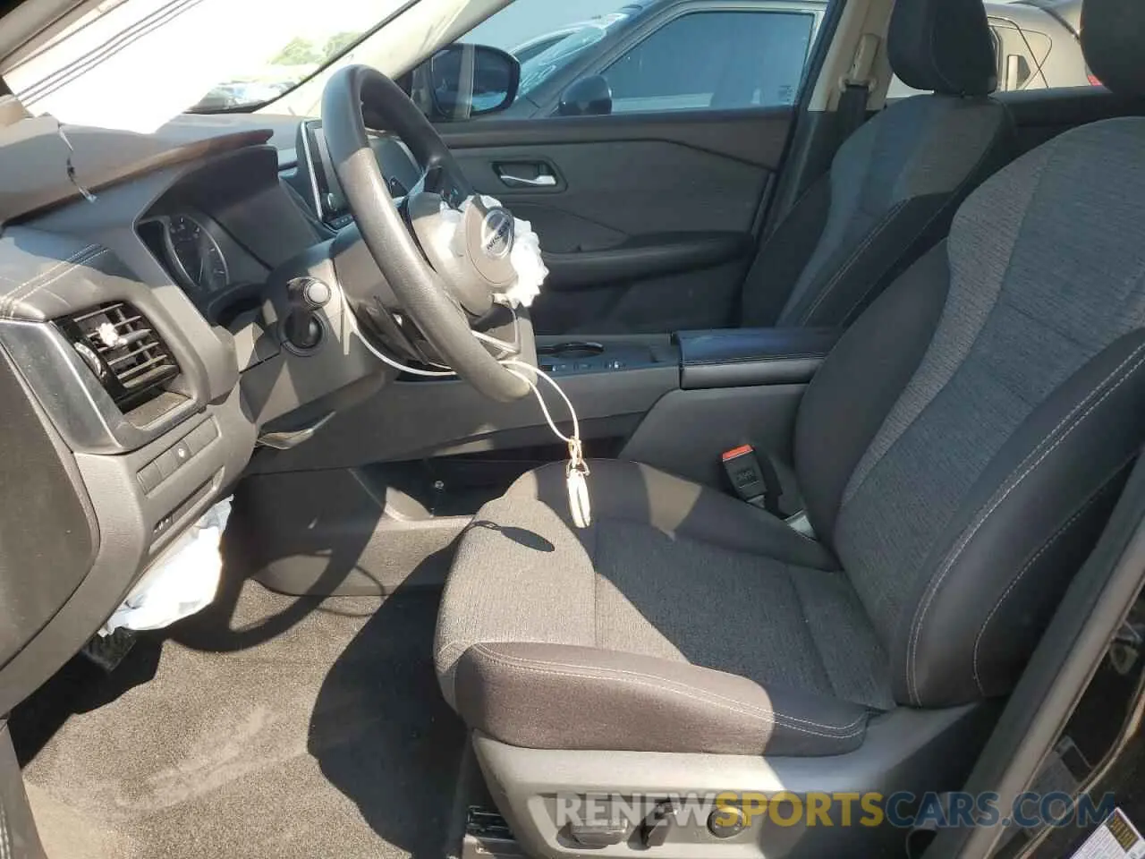 7 Photograph of a damaged car 5N1AT3BA6MC812521 NISSAN ROGUE 2021