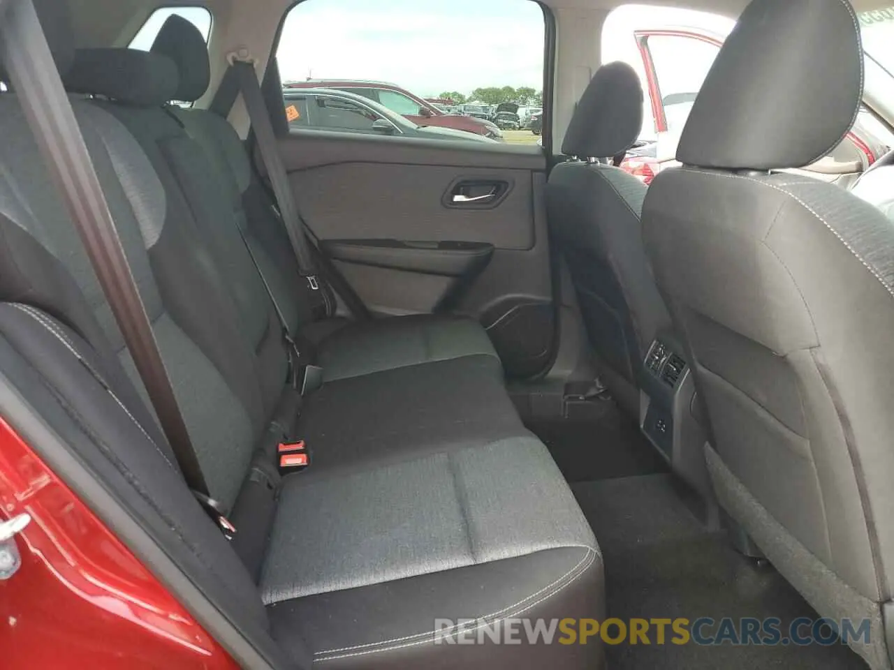 11 Photograph of a damaged car 5N1AT3BA8MC682161 NISSAN ROGUE 2021