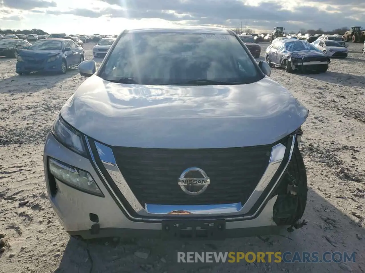 5 Photograph of a damaged car 5N1AT3BA8MC729530 NISSAN ROGUE 2021