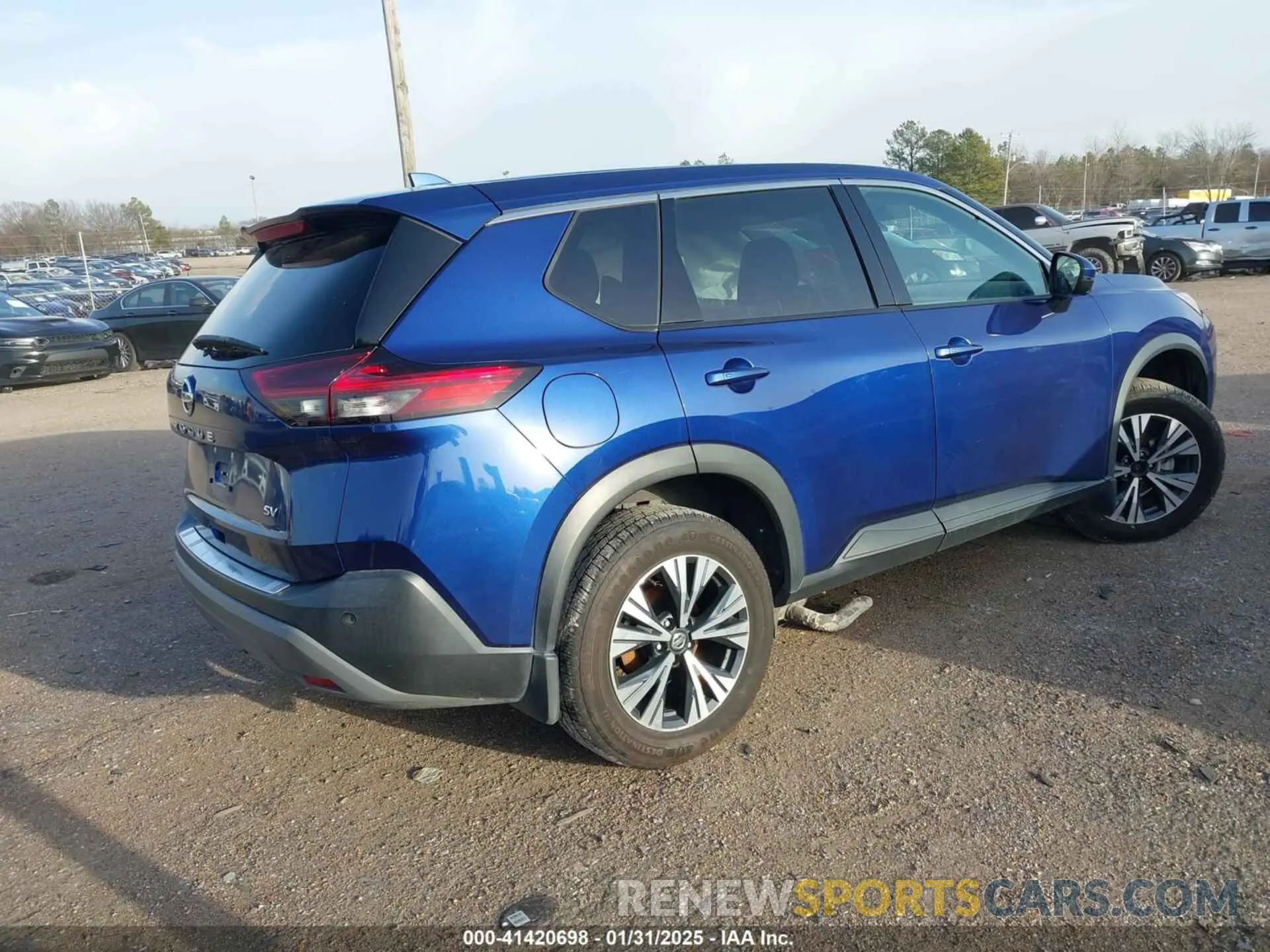 4 Photograph of a damaged car 5N1AT3BA8MC822161 NISSAN ROGUE 2021