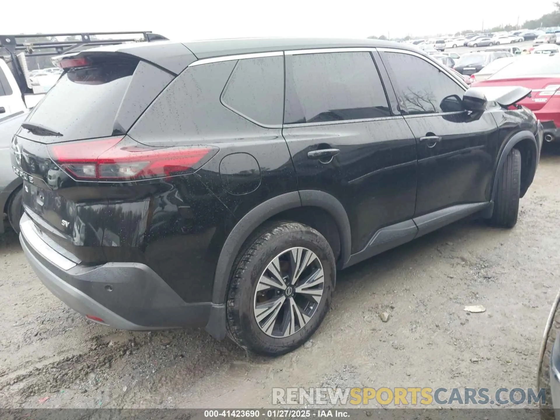 4 Photograph of a damaged car 5N1AT3BA9MC773245 NISSAN ROGUE 2021