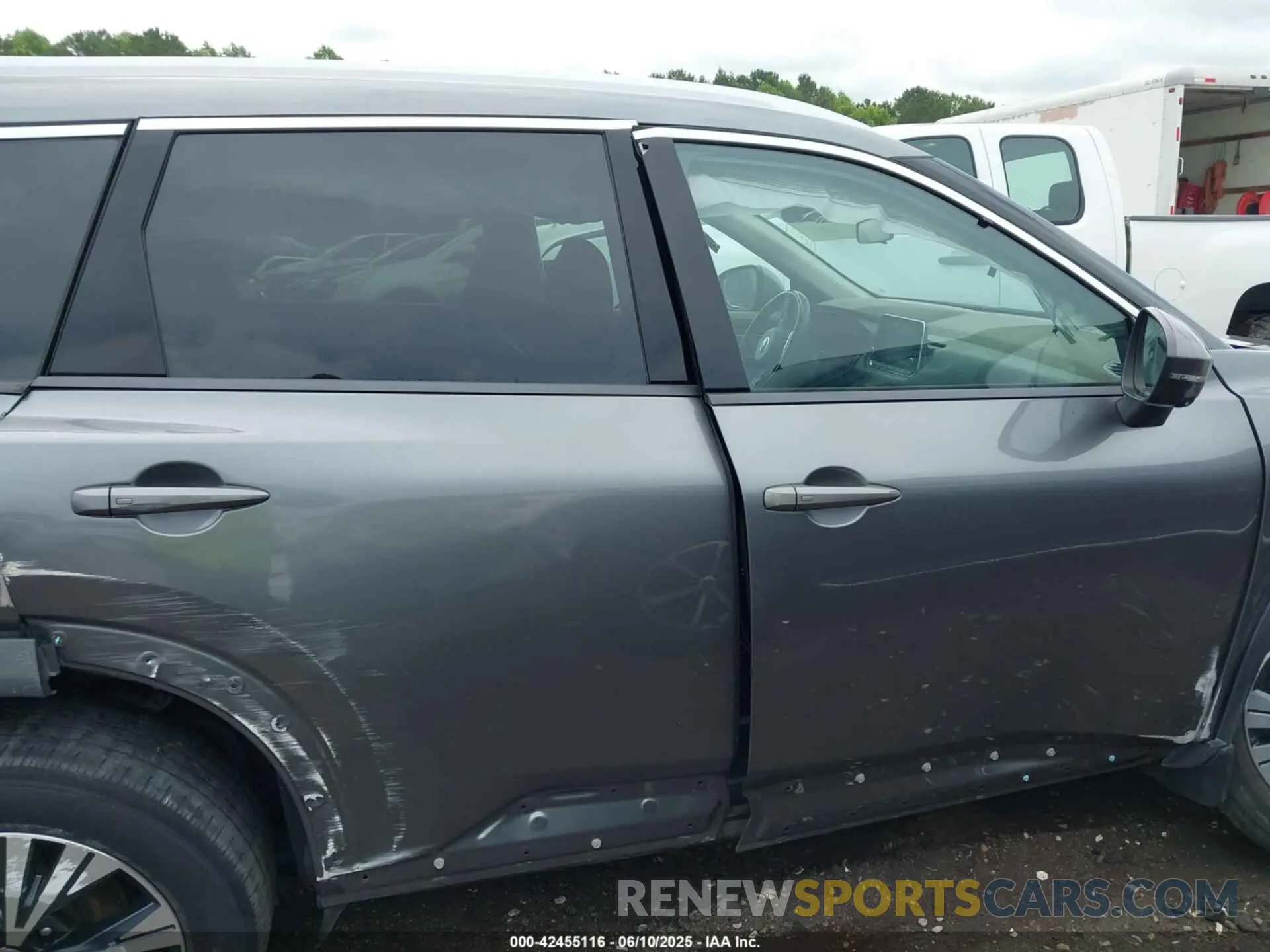 13 Photograph of a damaged car 5N1AT3BA9MC845089 NISSAN ROGUE 2021