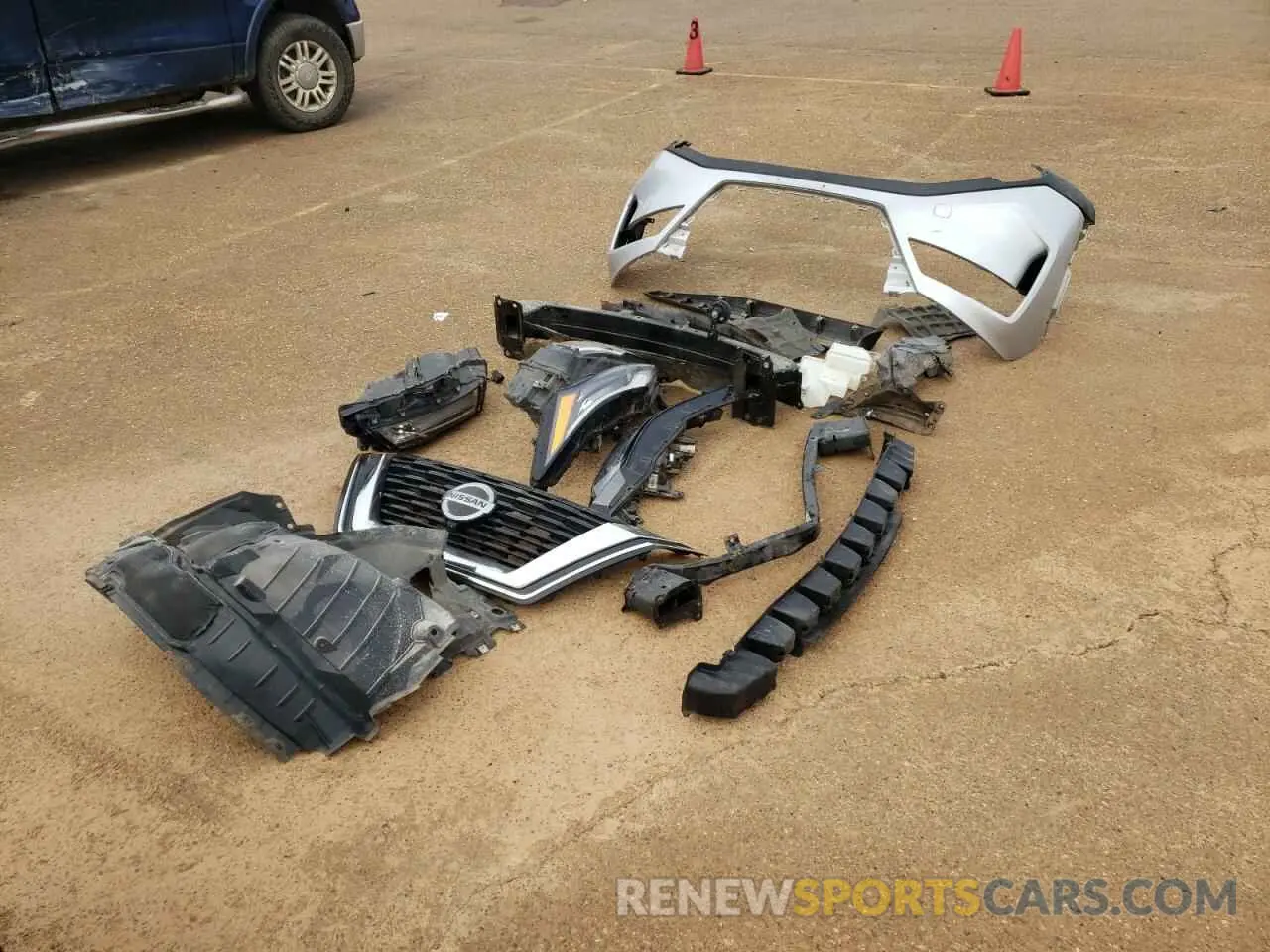 13 Photograph of a damaged car 5N1AT3BAXMC704872 NISSAN ROGUE 2021