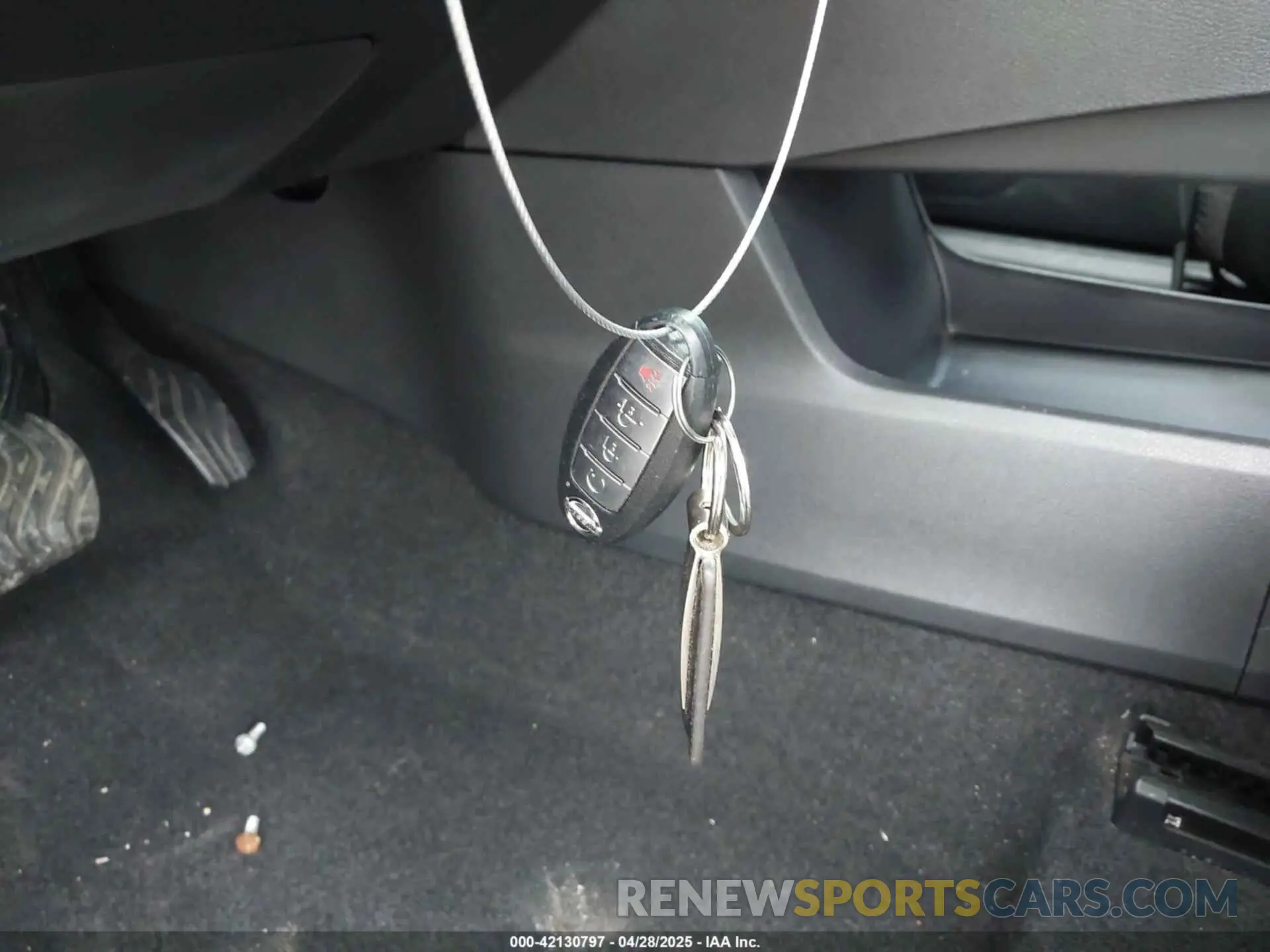 11 Photograph of a damaged car 5N1AT3BAXMC780382 NISSAN ROGUE 2021