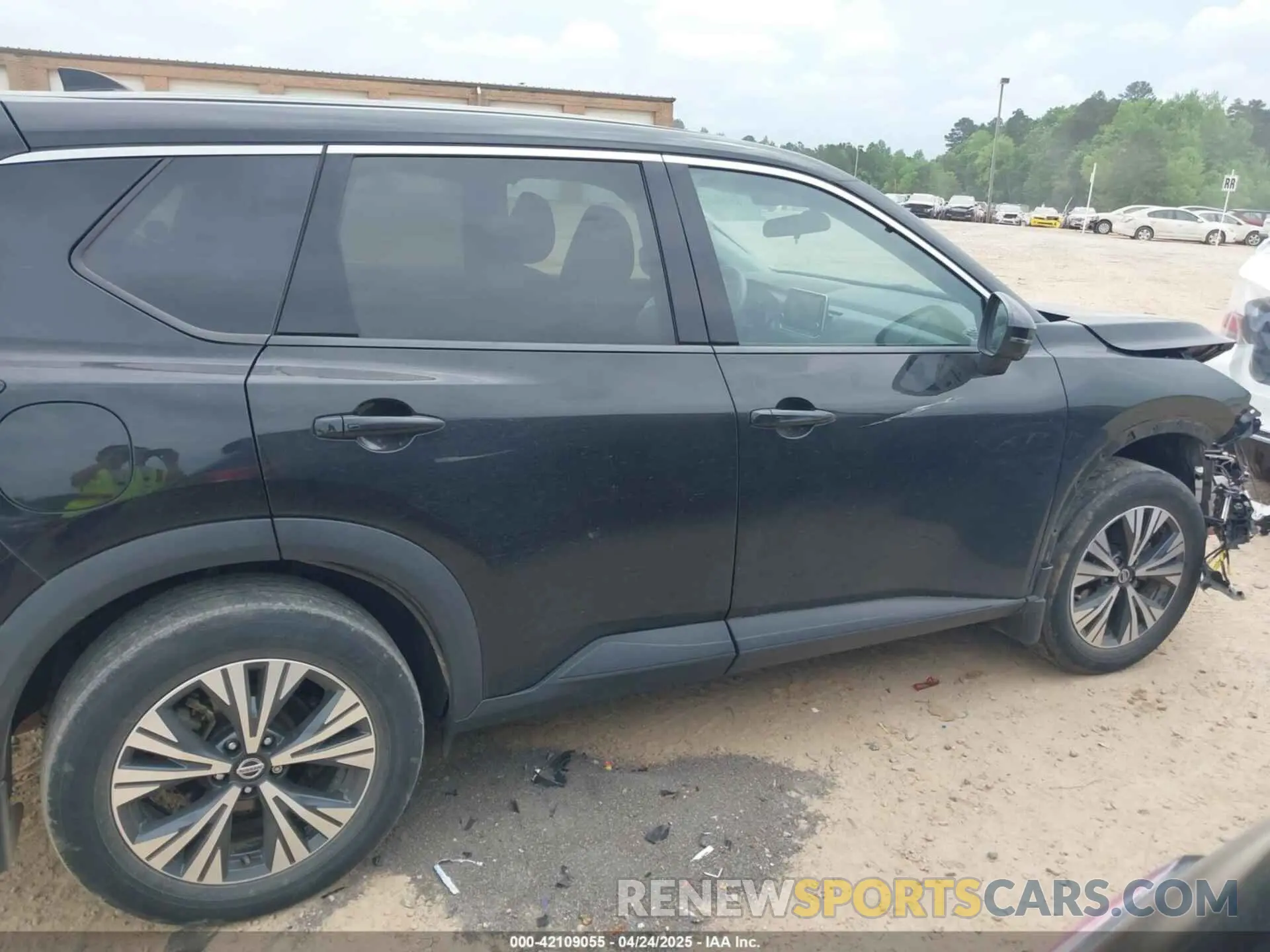 12 Photograph of a damaged car 5N1AT3BAXMC801313 NISSAN ROGUE 2021