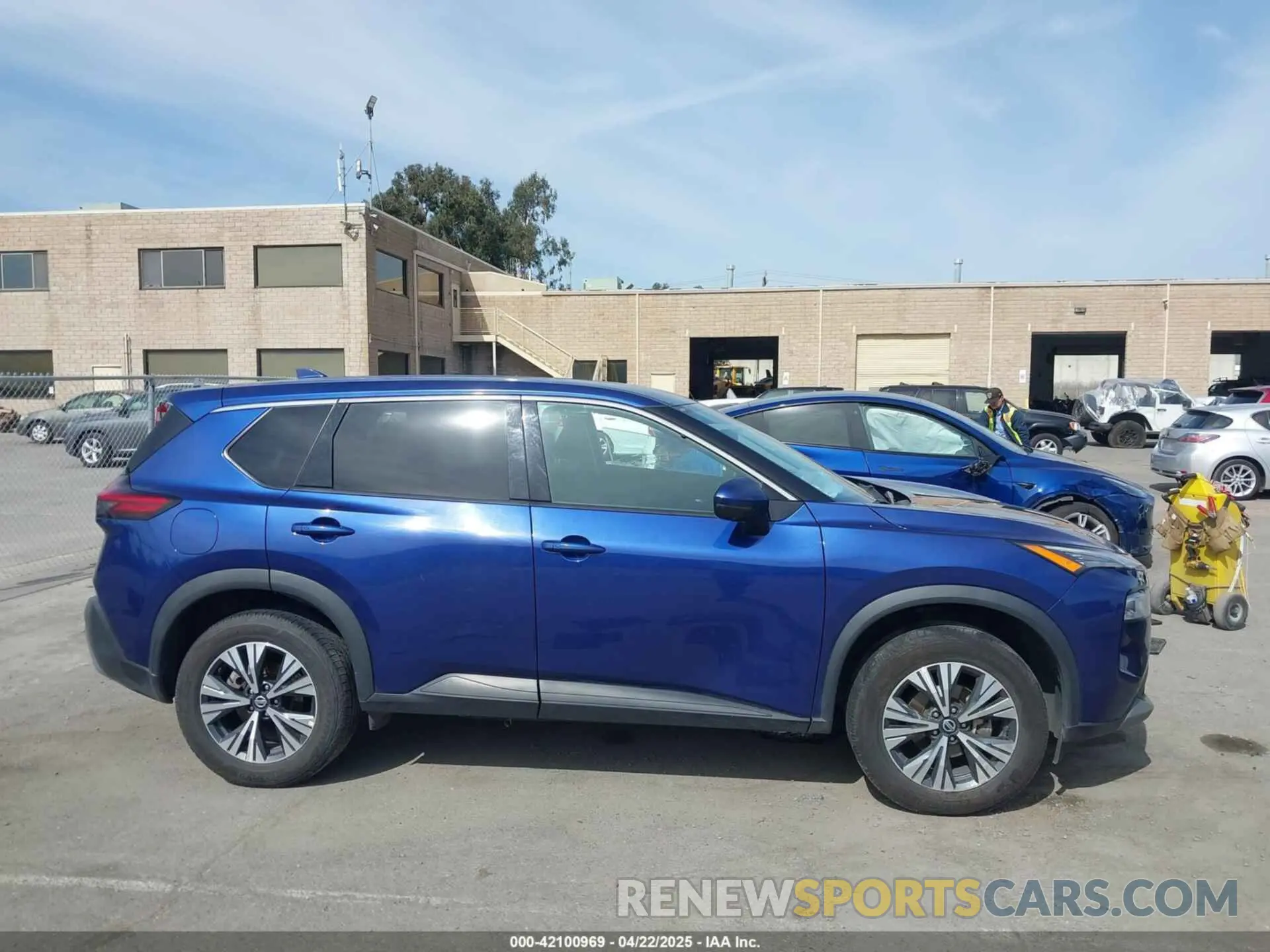 13 Photograph of a damaged car 5N1AT3BB0MC752857 NISSAN ROGUE 2021