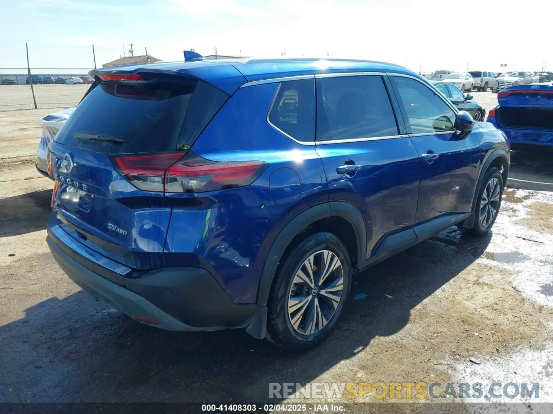 4 Photograph of a damaged car 5N1AT3BB1MC712674 NISSAN ROGUE 2021