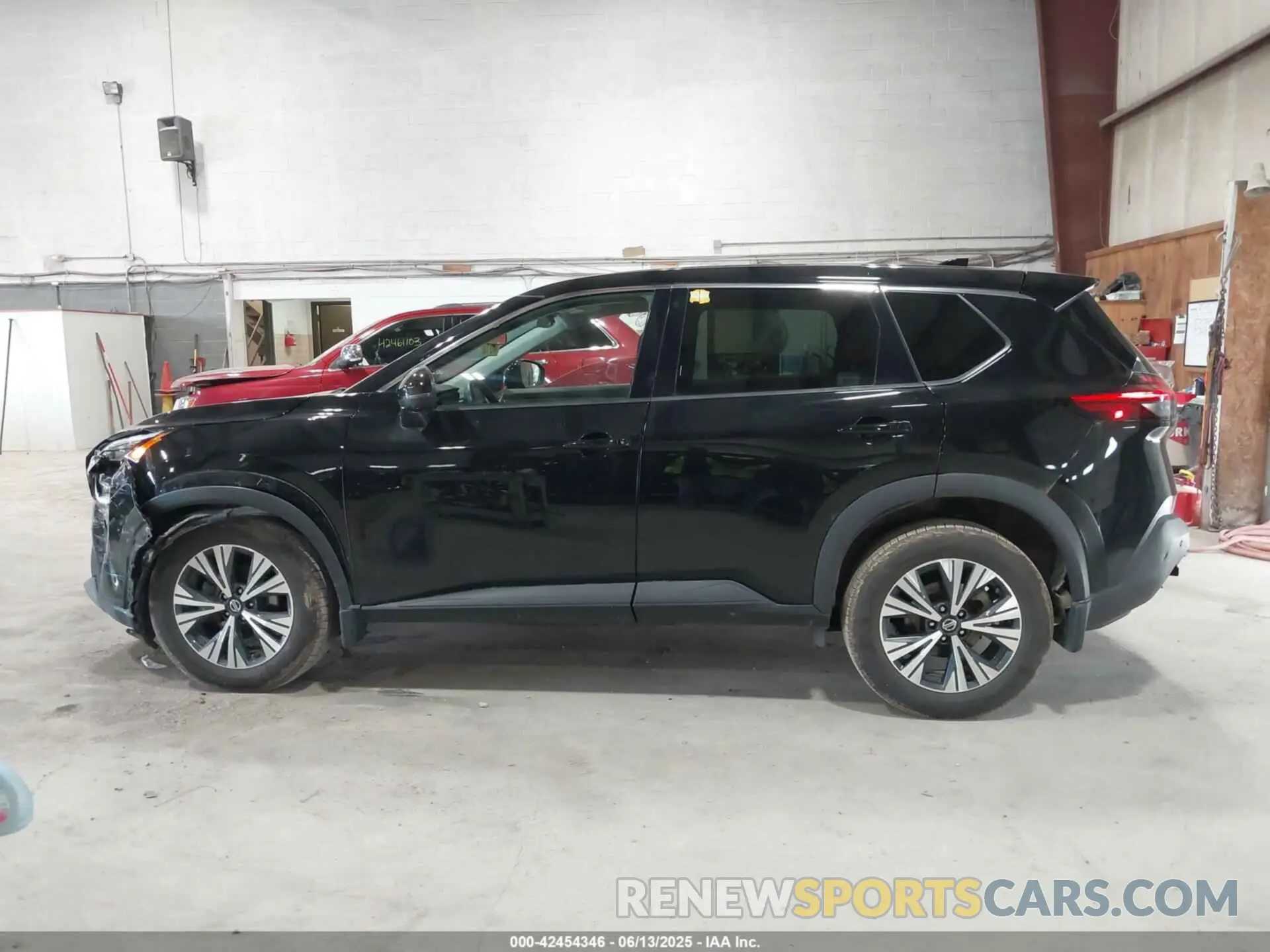 14 Photograph of a damaged car 5N1AT3BB1MC808210 NISSAN ROGUE 2021