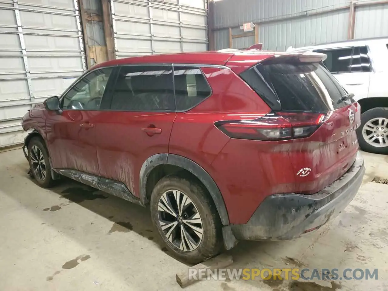 2 Photograph of a damaged car 5N1AT3BB3MC724535 NISSAN ROGUE 2021