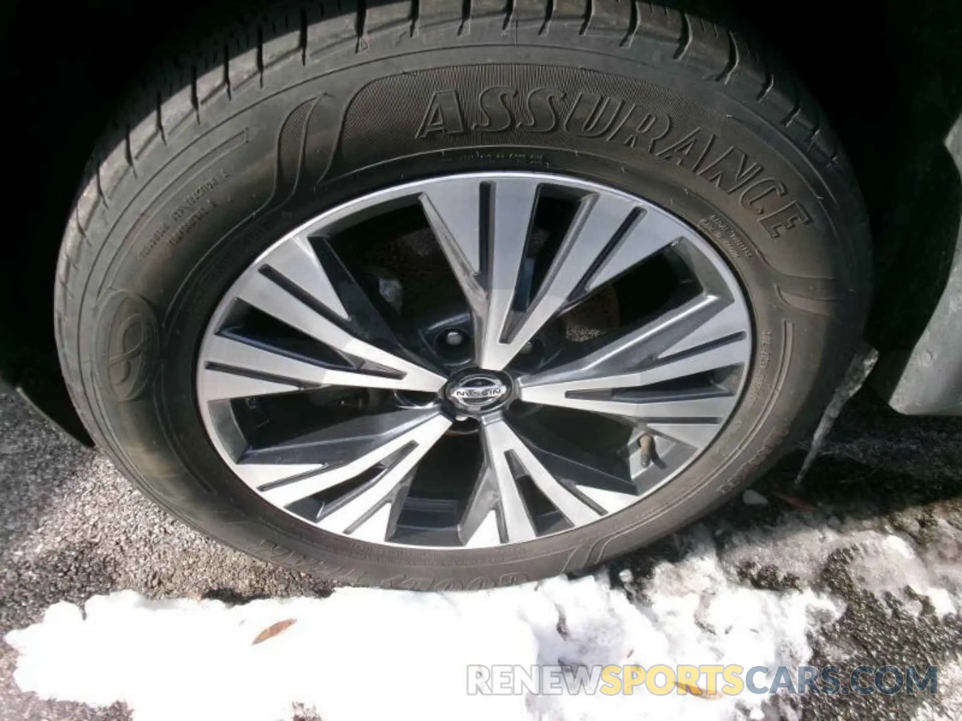 15 Photograph of a damaged car 5N1AT3BB3MC758586 NISSAN ROGUE 2021