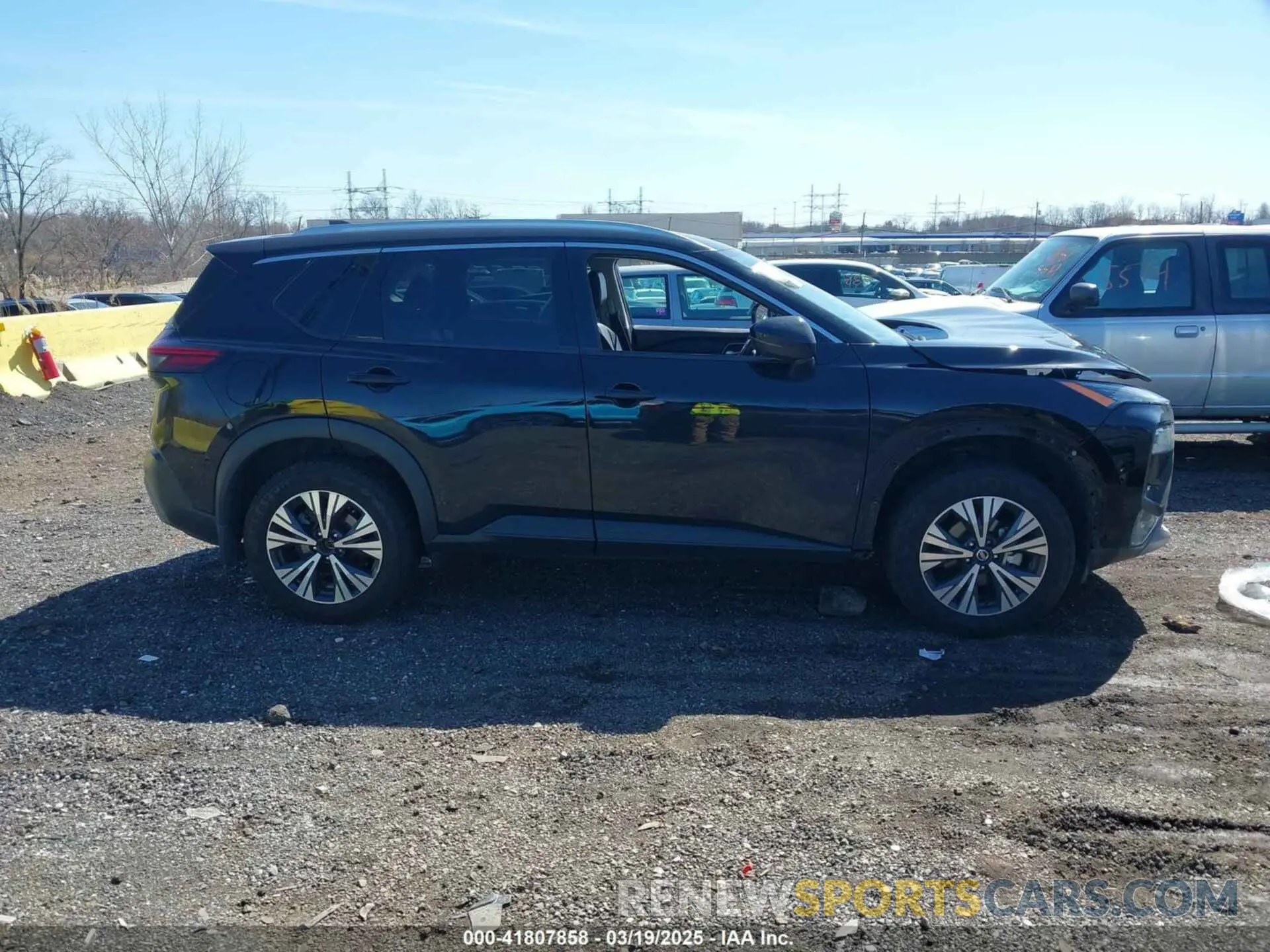 13 Photograph of a damaged car 5N1AT3BB4MC810775 NISSAN ROGUE 2021