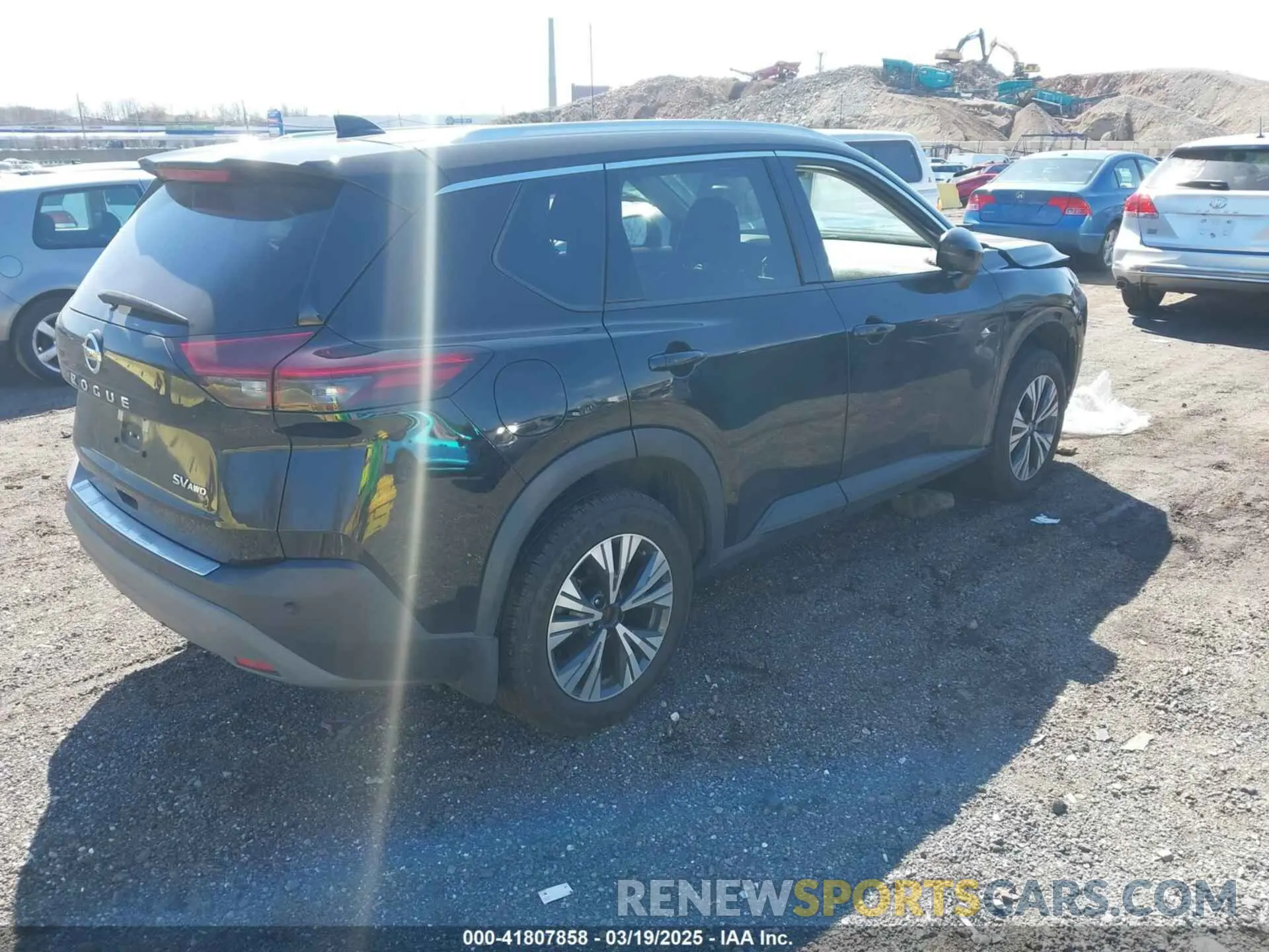 4 Photograph of a damaged car 5N1AT3BB4MC810775 NISSAN ROGUE 2021