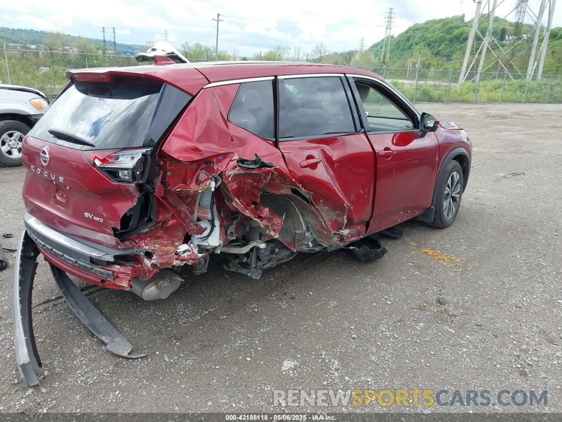 4 Photograph of a damaged car 5N1AT3BB4MC837751 NISSAN ROGUE 2021