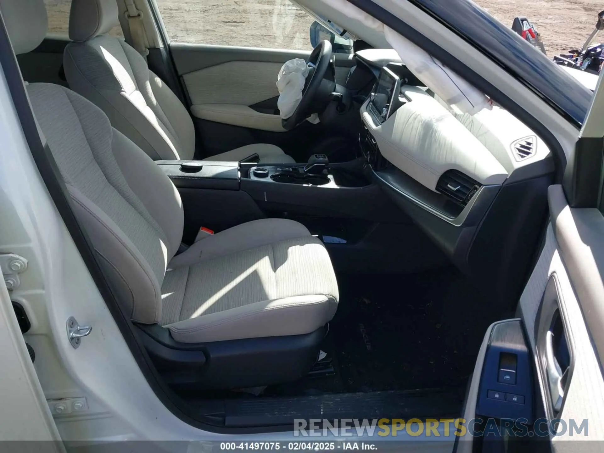 5 Photograph of a damaged car 5N1AT3BB5MC755527 NISSAN ROGUE 2021