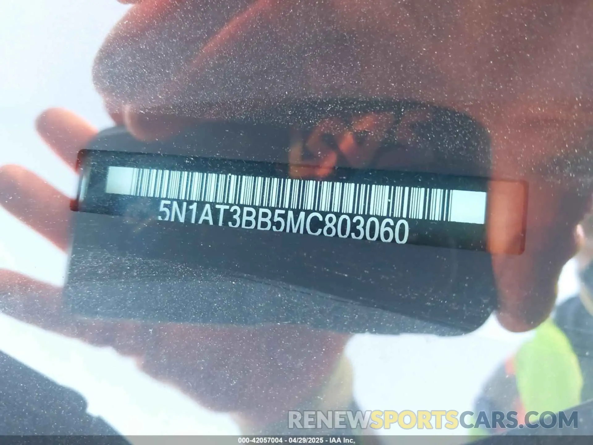 17 Photograph of a damaged car 5N1AT3BB5MC803060 NISSAN ROGUE 2021