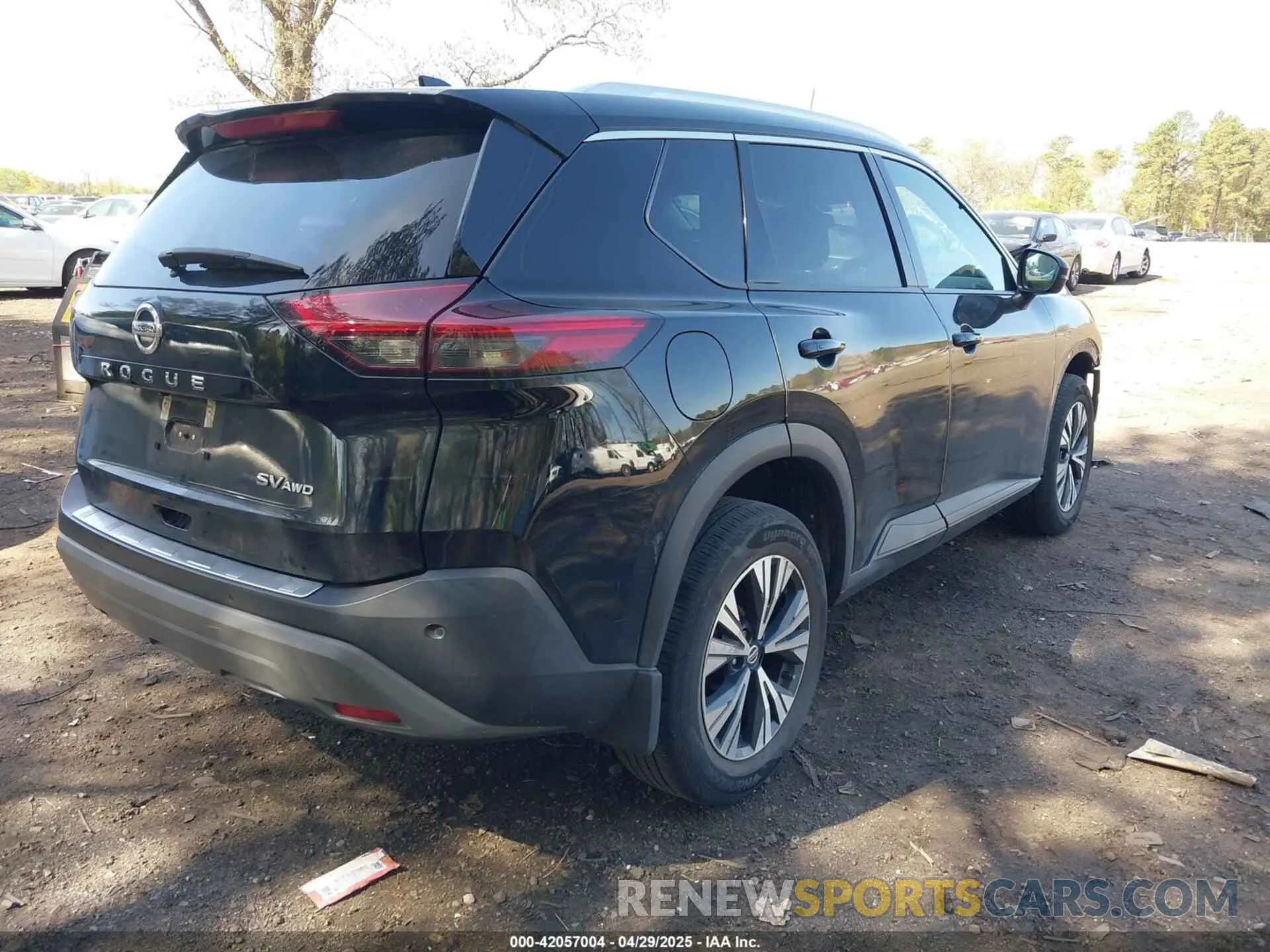 4 Photograph of a damaged car 5N1AT3BB5MC803060 NISSAN ROGUE 2021