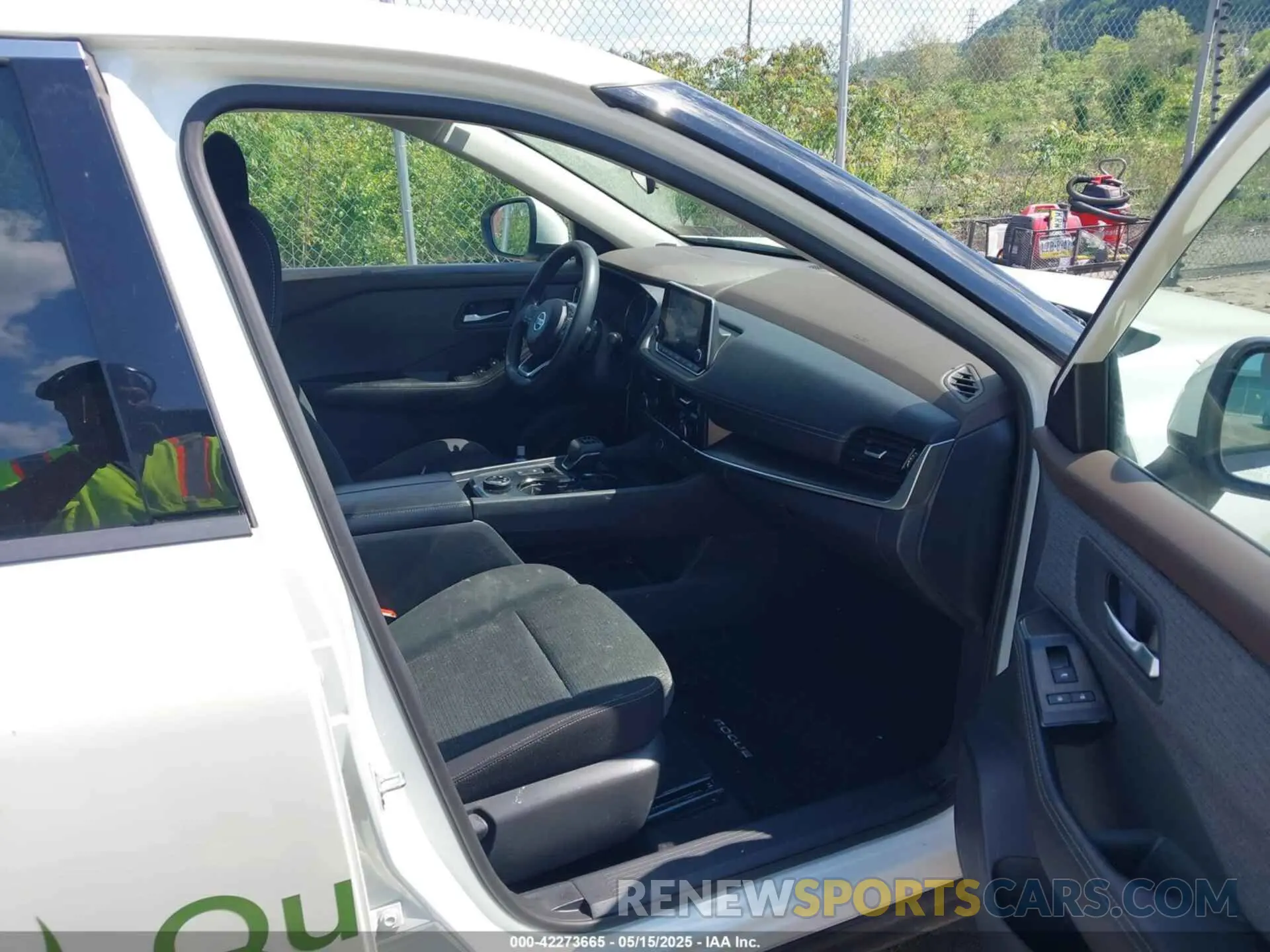 5 Фотография поврежденного автомобиля 5N1AT3BB5MC814656 NISSAN ROGUE 2021