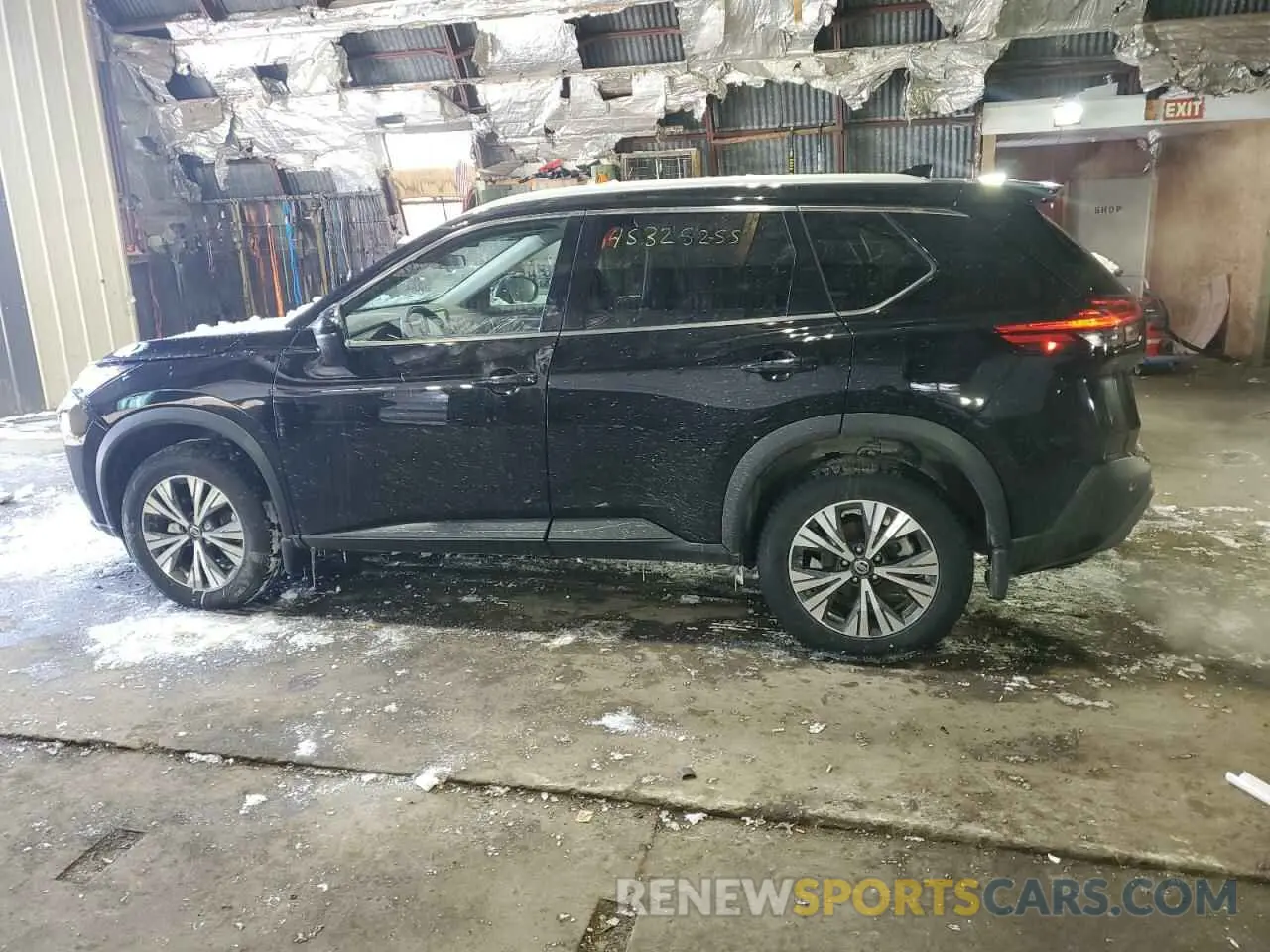 2 Photograph of a damaged car 5N1AT3BB7MC748045 NISSAN ROGUE 2021