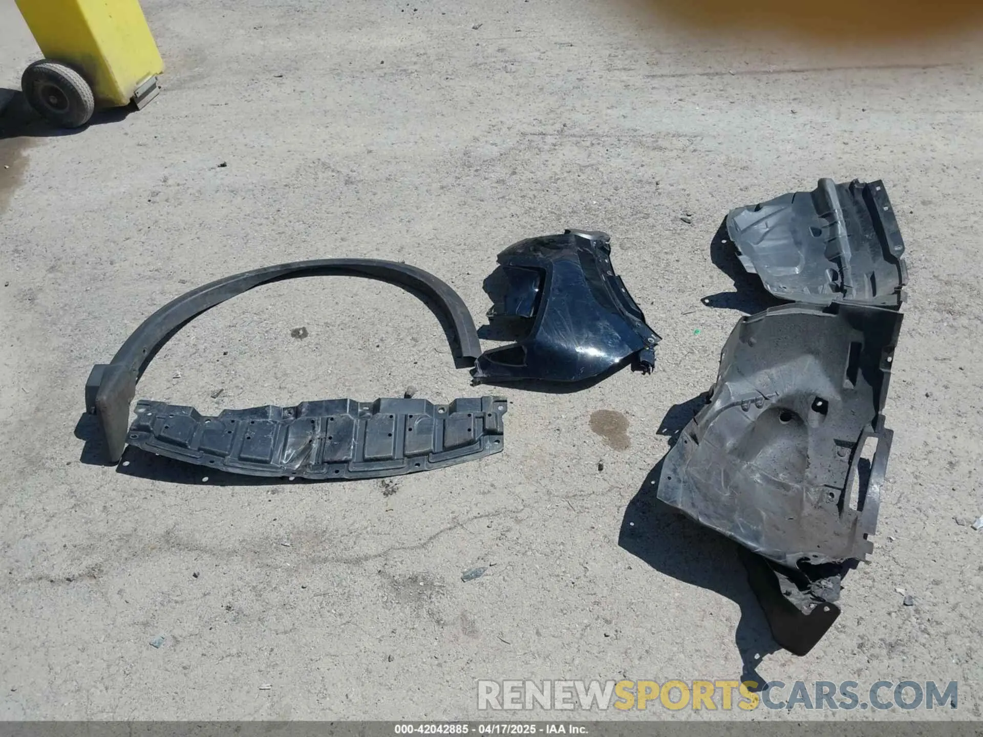 12 Photograph of a damaged car 5N1AT3BB9MC772427 NISSAN ROGUE 2021
