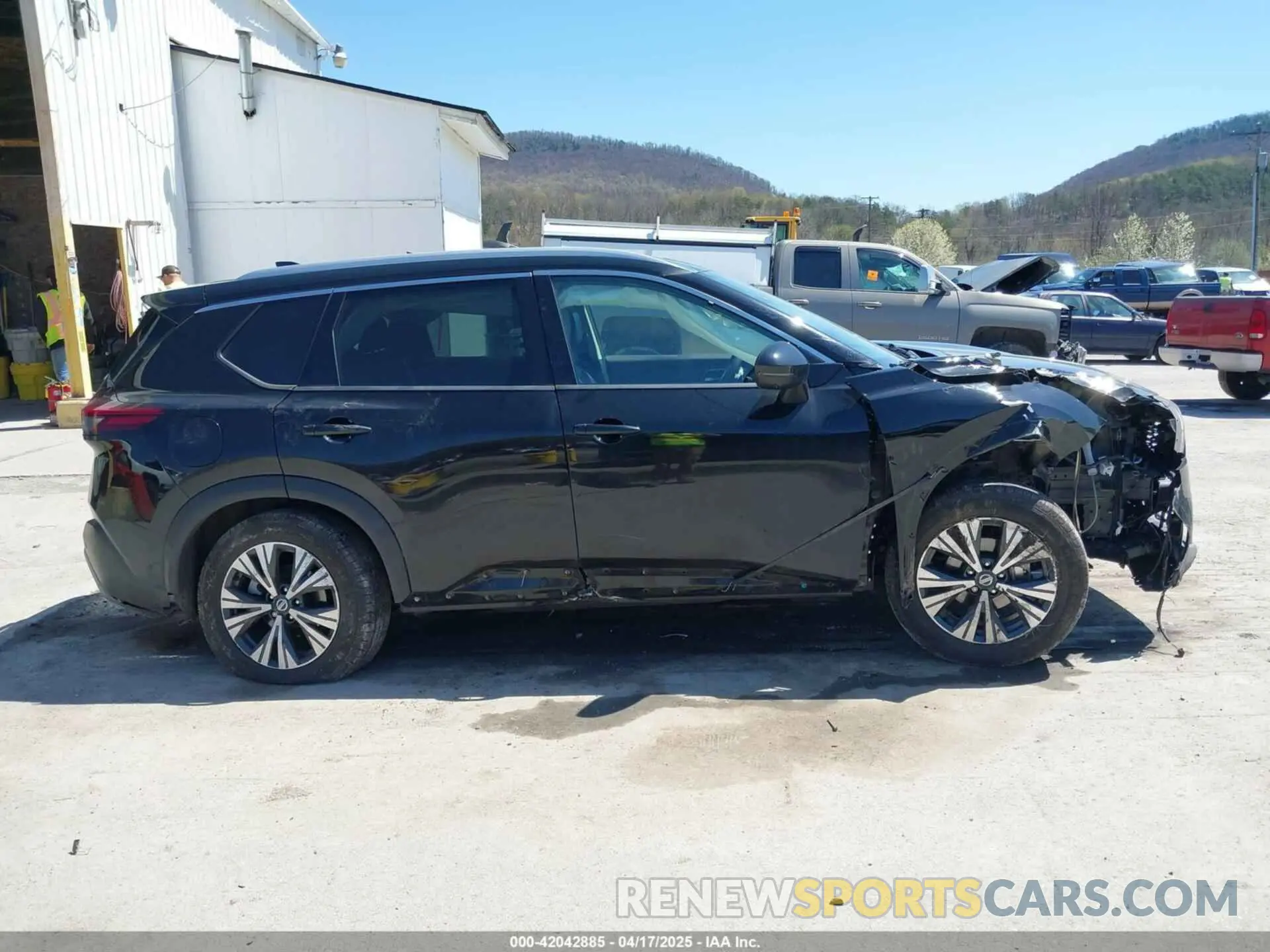 14 Photograph of a damaged car 5N1AT3BB9MC772427 NISSAN ROGUE 2021