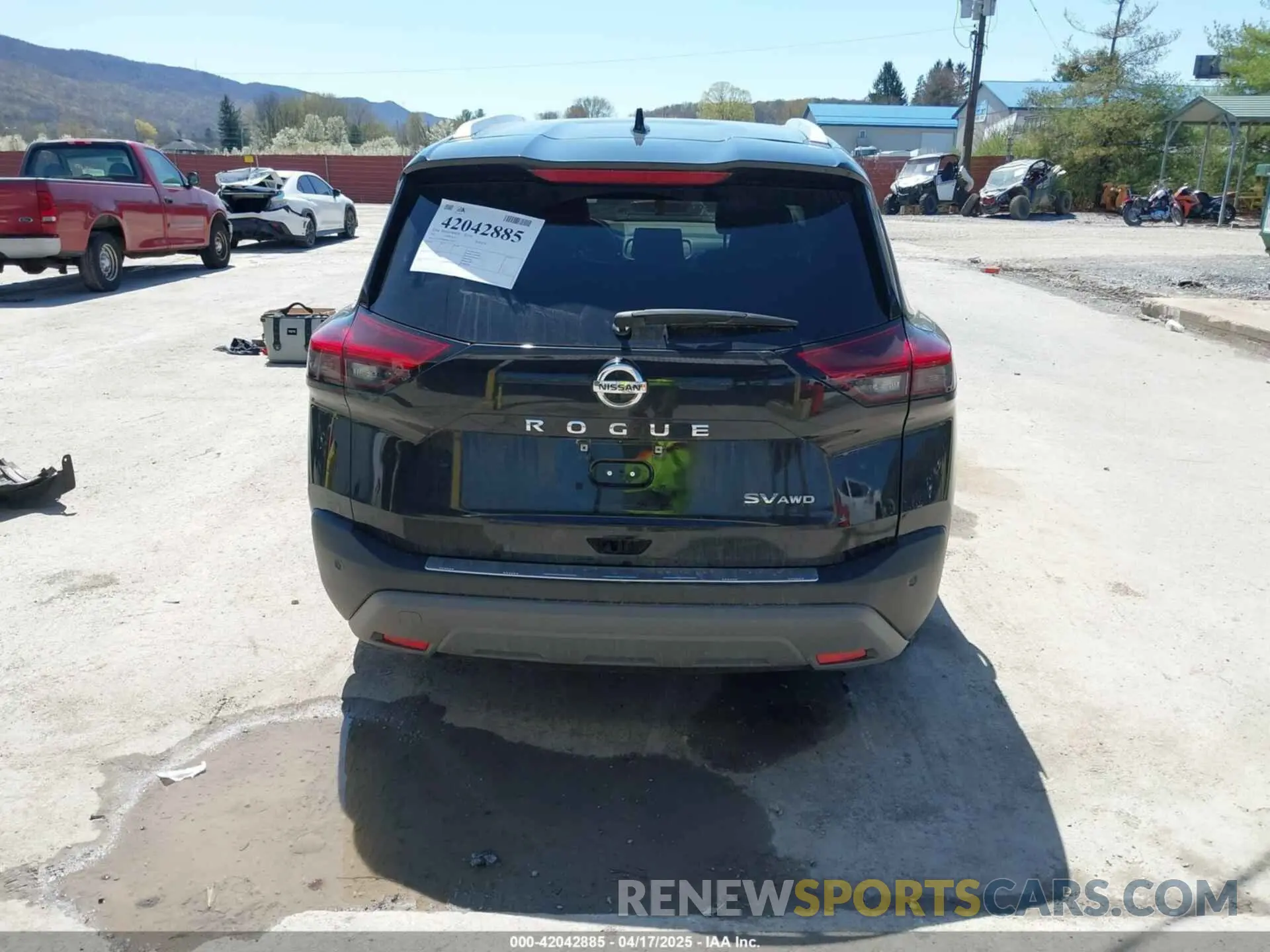 17 Photograph of a damaged car 5N1AT3BB9MC772427 NISSAN ROGUE 2021