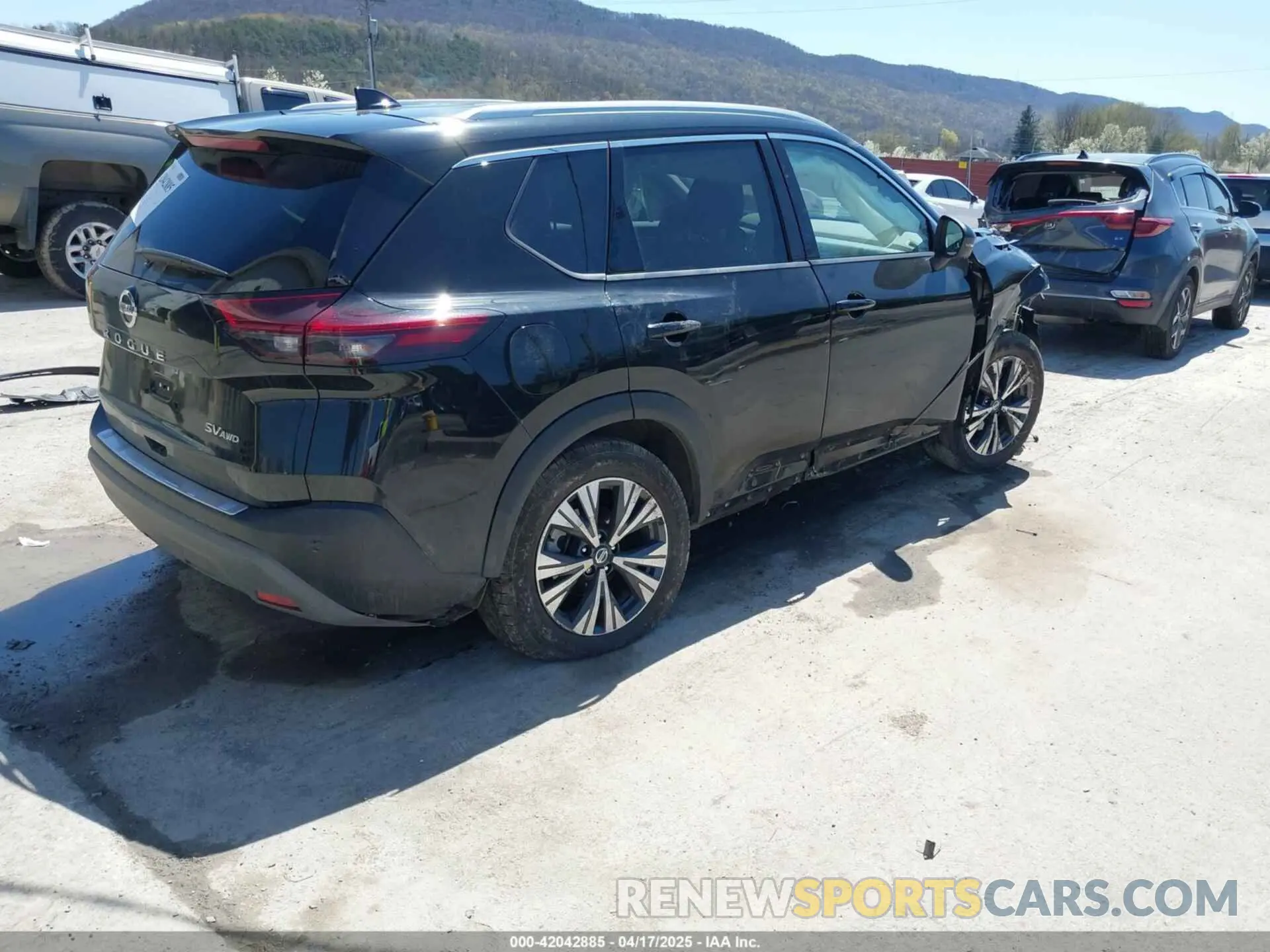 4 Photograph of a damaged car 5N1AT3BB9MC772427 NISSAN ROGUE 2021