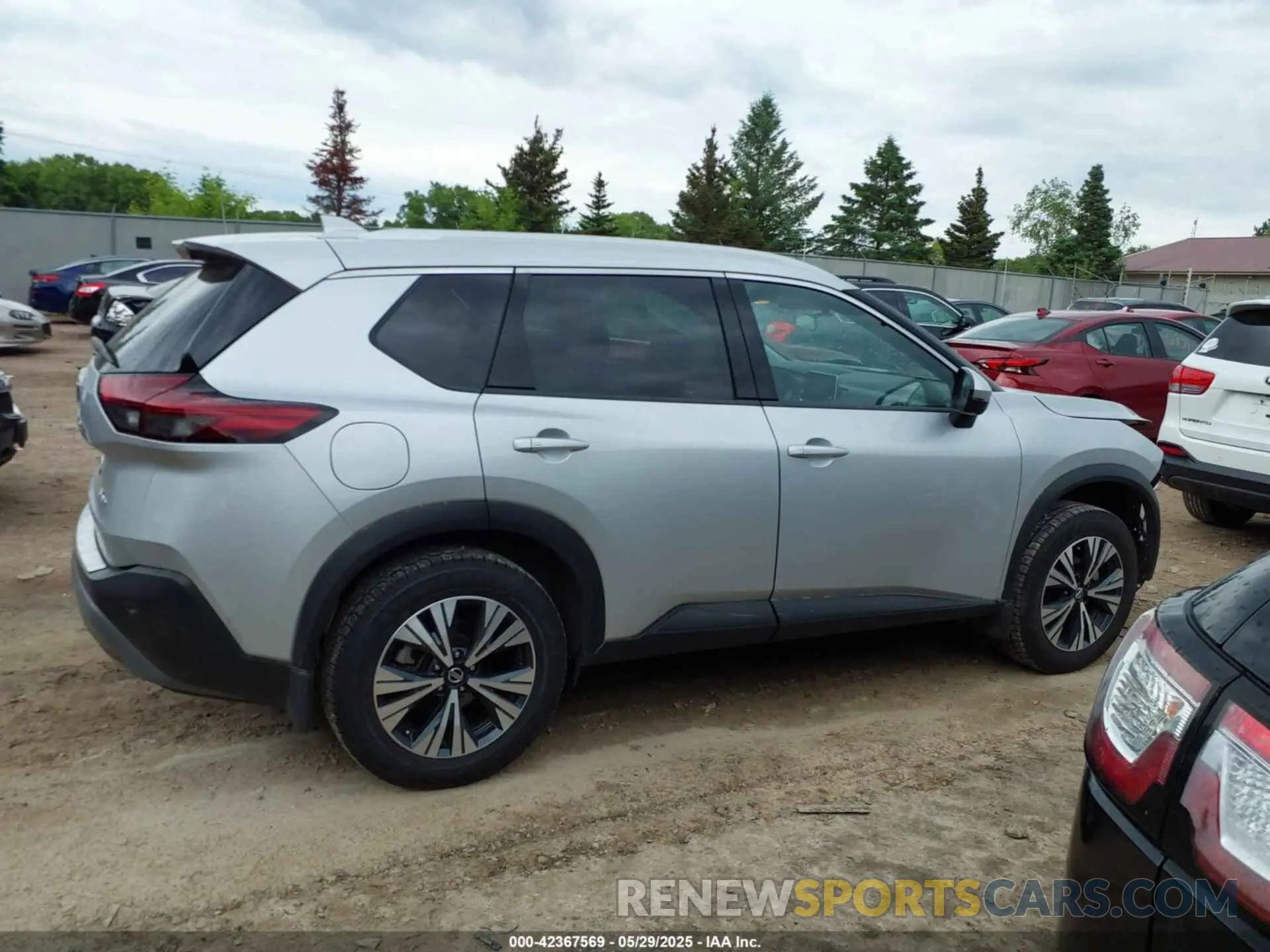 14 Photograph of a damaged car 5N1AT3BBXMC799877 NISSAN ROGUE 2021