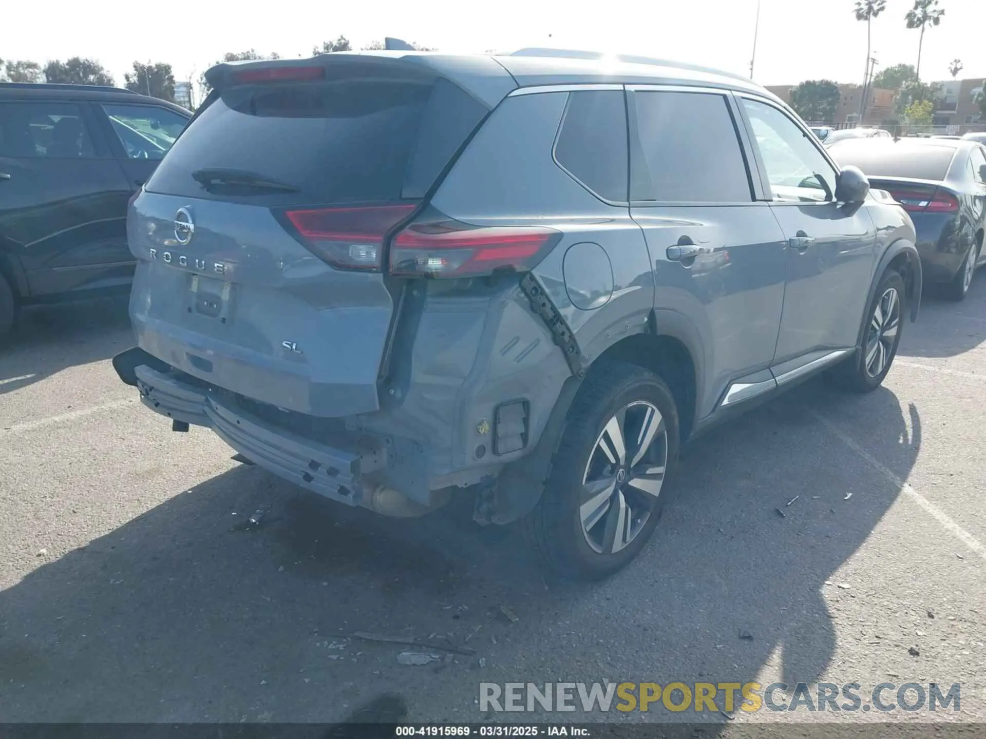 4 Фотография поврежденного автомобиля 5N1AT3CA3MC780173 NISSAN ROGUE 2021