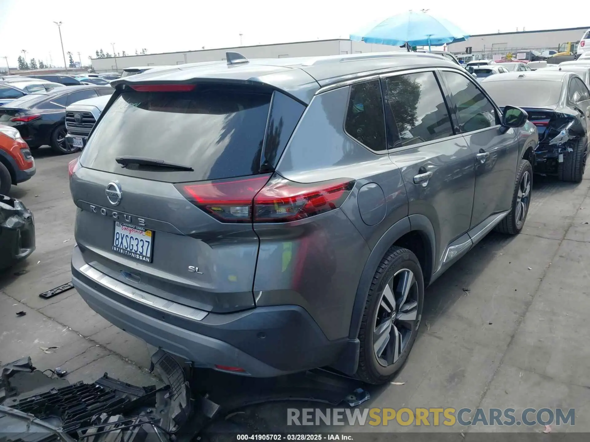 4 Photograph of a damaged car 5N1AT3CA4MC801175 NISSAN ROGUE 2021