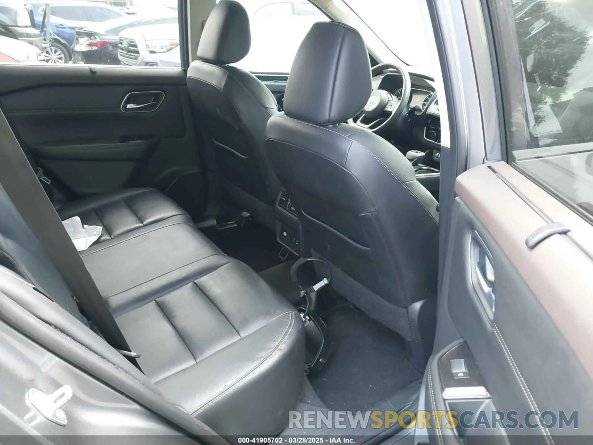 8 Photograph of a damaged car 5N1AT3CA4MC801175 NISSAN ROGUE 2021
