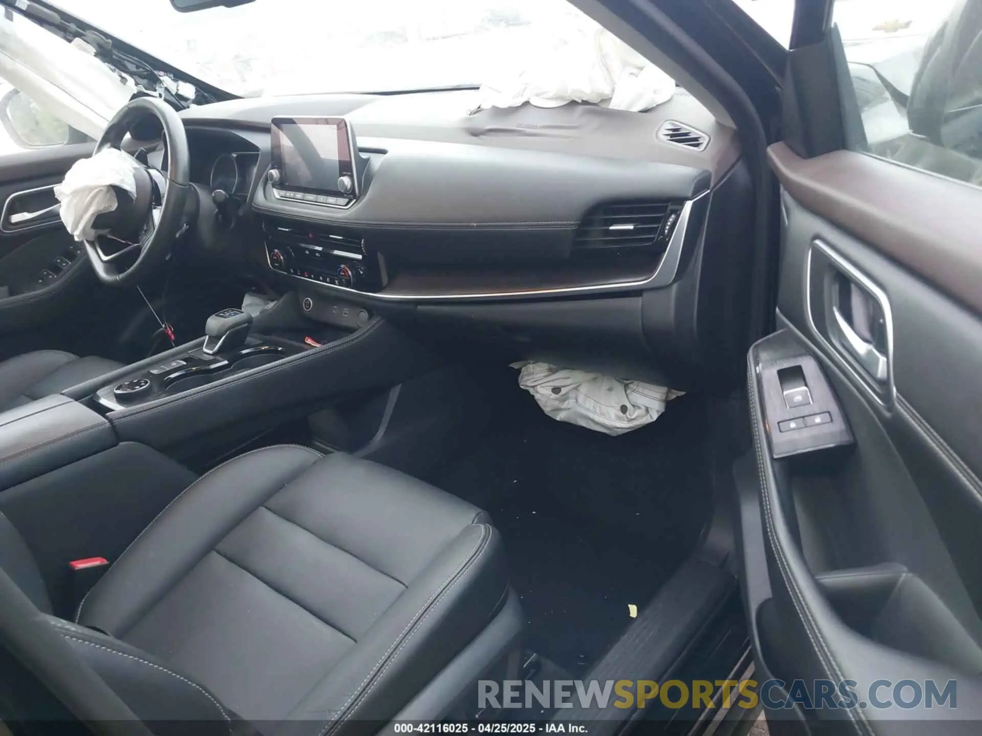 5 Photograph of a damaged car 5N1AT3CB1MC755068 NISSAN ROGUE 2021