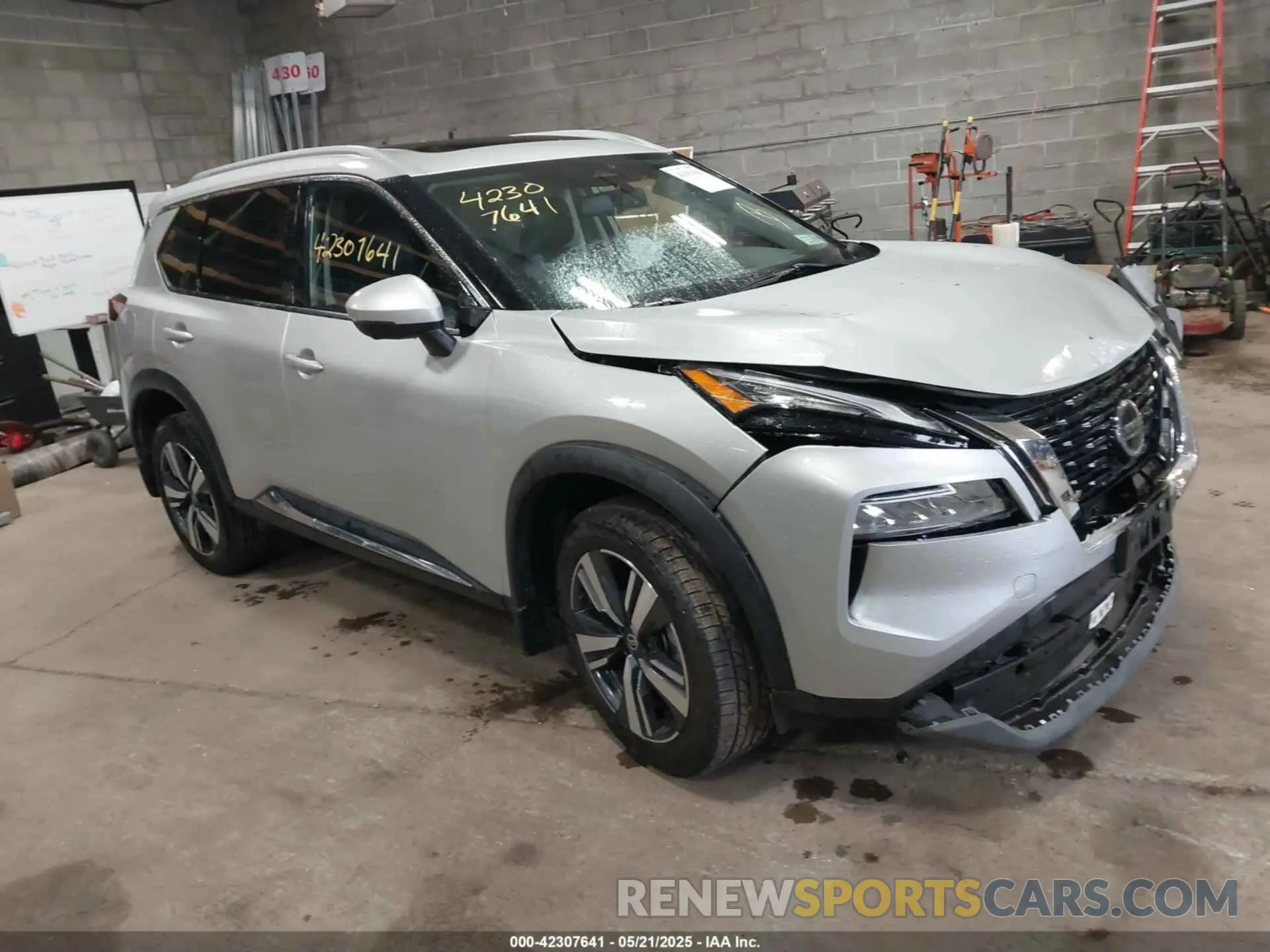 1 Photograph of a damaged car 5N1AT3CB9MC766691 NISSAN ROGUE 2021