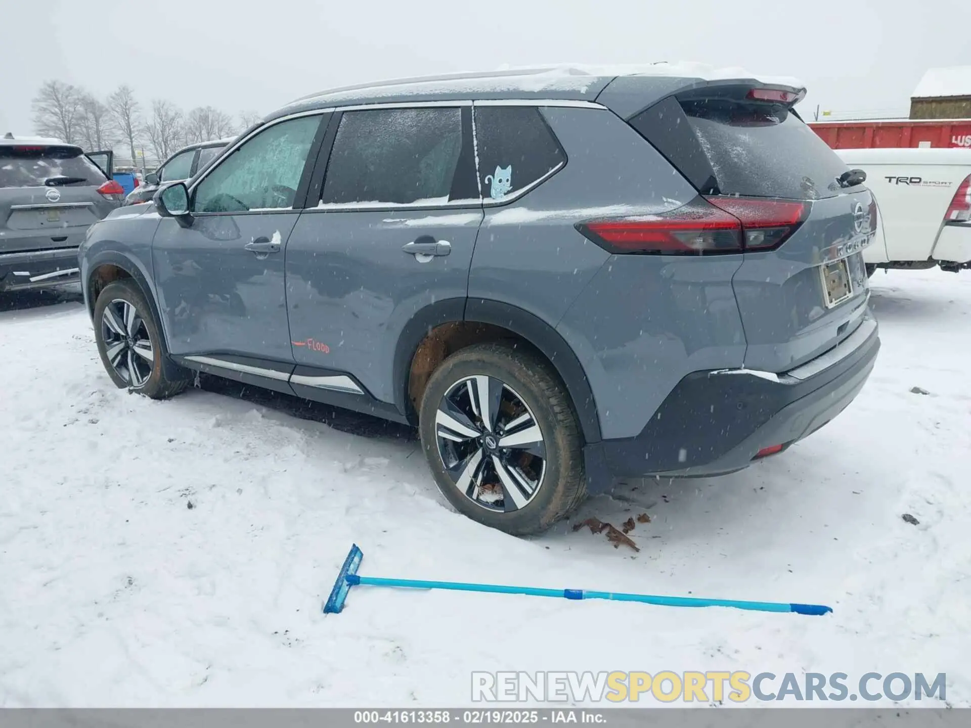 3 Photograph of a damaged car 5N1AT3CB9MC836528 NISSAN ROGUE 2021