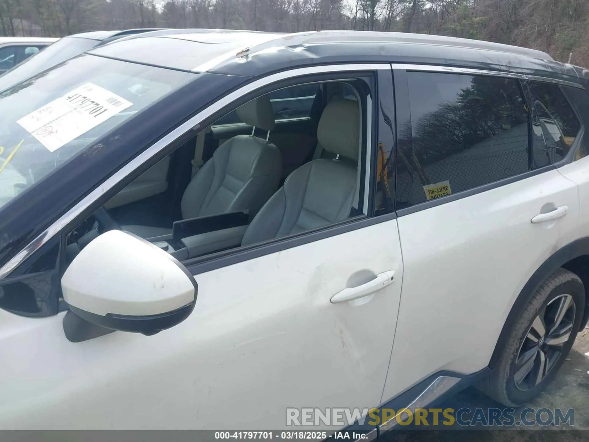 17 Photograph of a damaged car 5N1AT3CBXMC680953 NISSAN ROGUE 2021