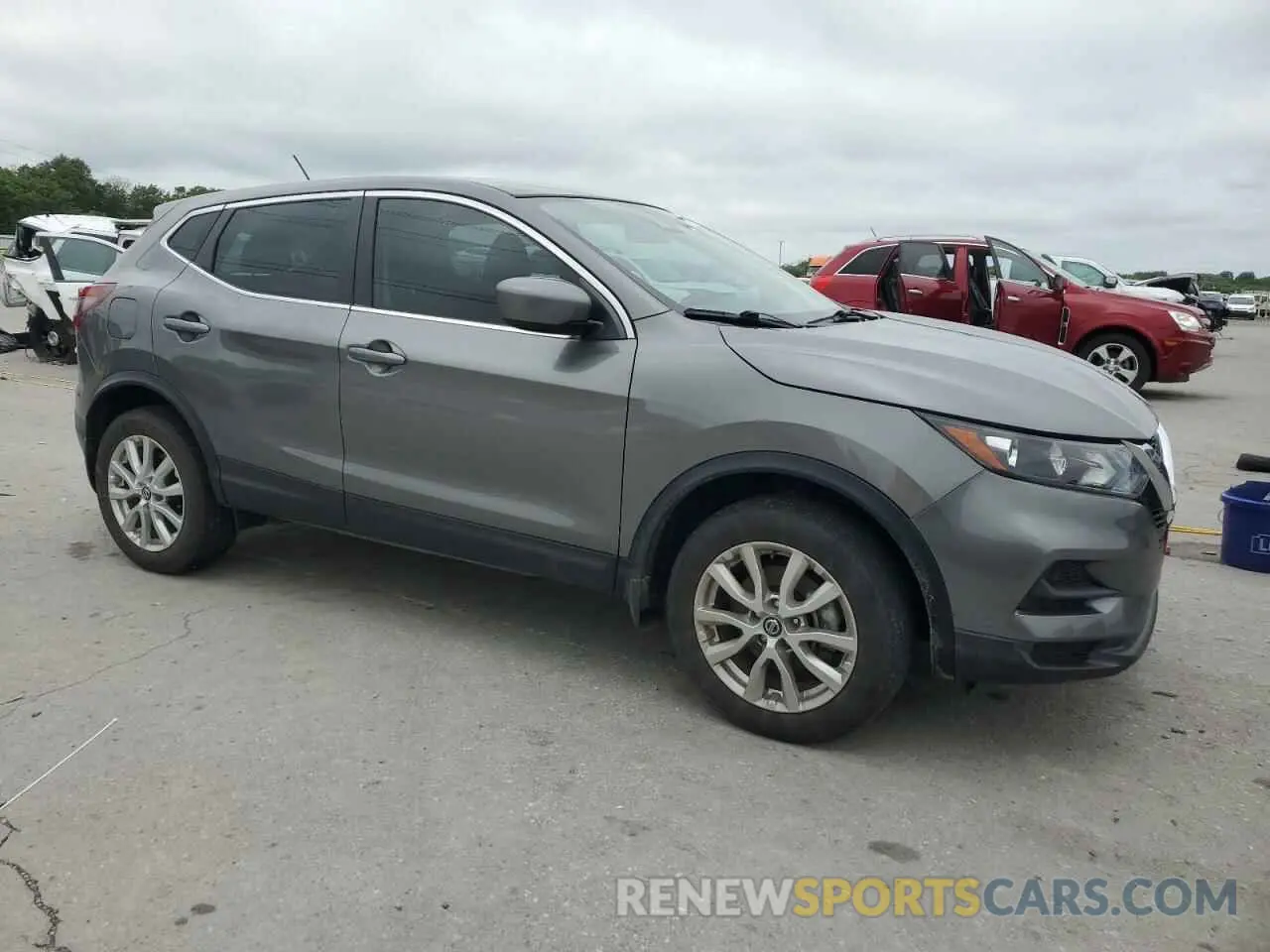 4 Photograph of a damaged car JN1BJ1AV0MW302822 NISSAN ROGUE 2021