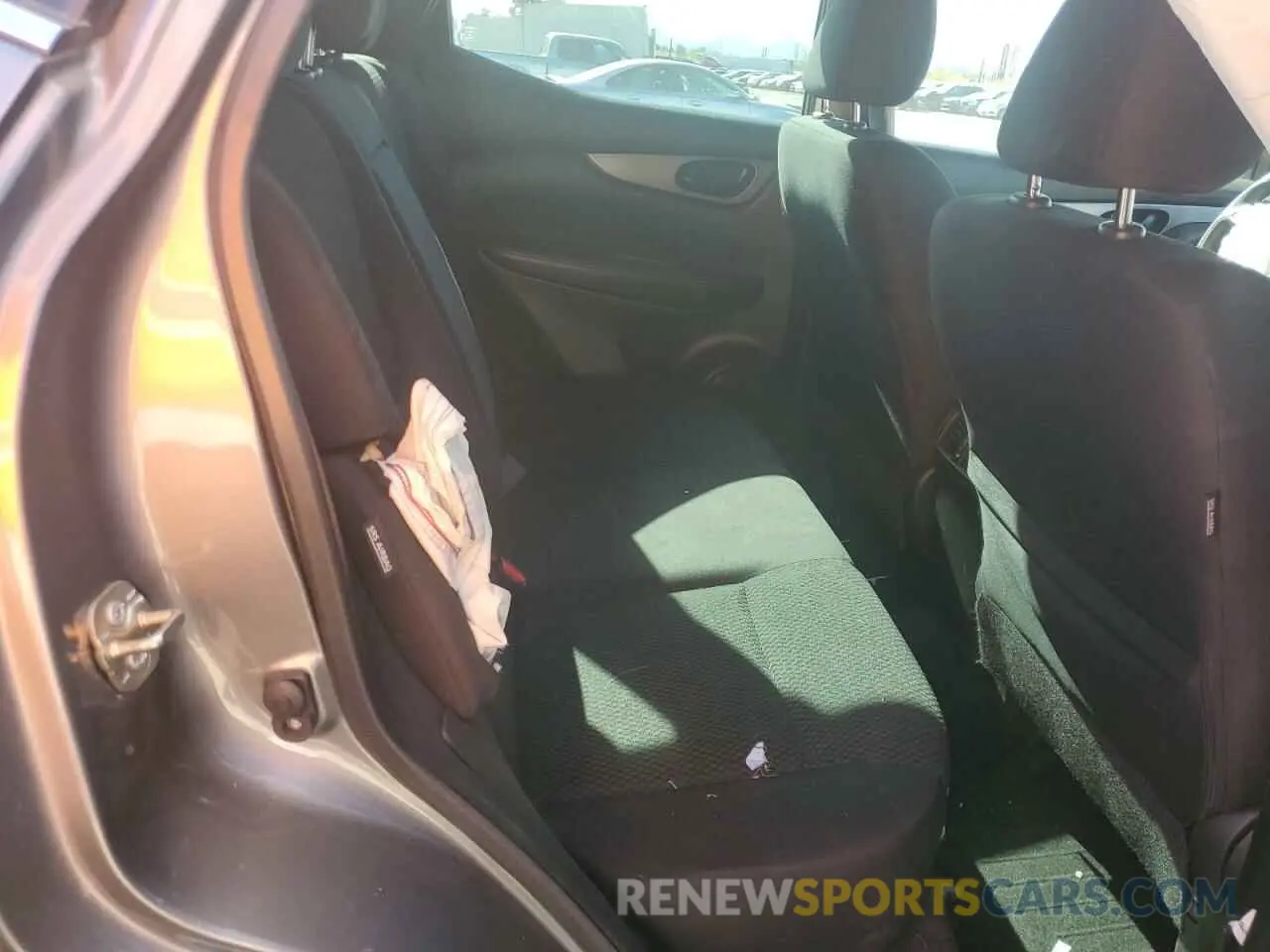 10 Фотография поврежденного автомобиля JN1BJ1AV1MW305695 NISSAN ROGUE 2021