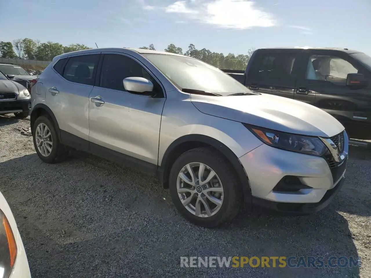 4 Photograph of a damaged car JN1BJ1AV2MW571355 NISSAN ROGUE 2021