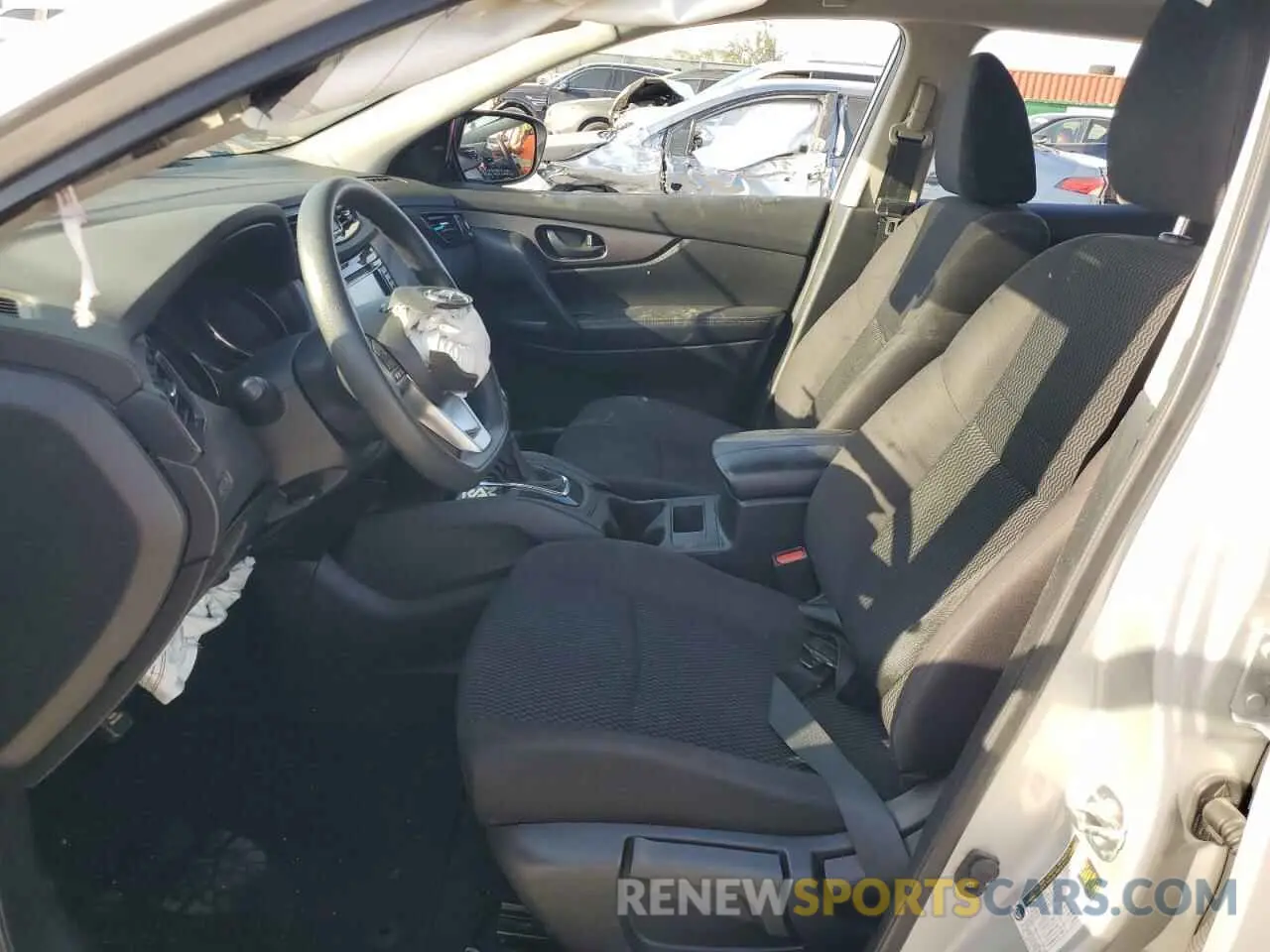 7 Photograph of a damaged car JN1BJ1AV8MW560781 NISSAN ROGUE 2021