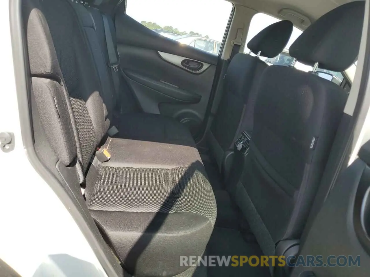 11 Photograph of a damaged car JN1BJ1AW0MW429143 NISSAN ROGUE 2021