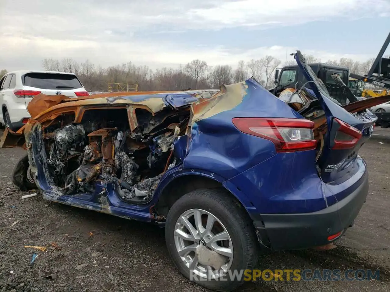 2 Photograph of a damaged car JN1BJ1AW2MW437356 NISSAN ROGUE 2021