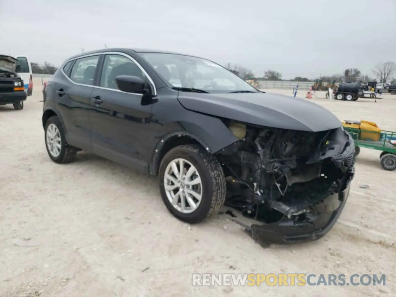 4 Photograph of a damaged car JN1BJ1AW8MW438396 NISSAN ROGUE 2021