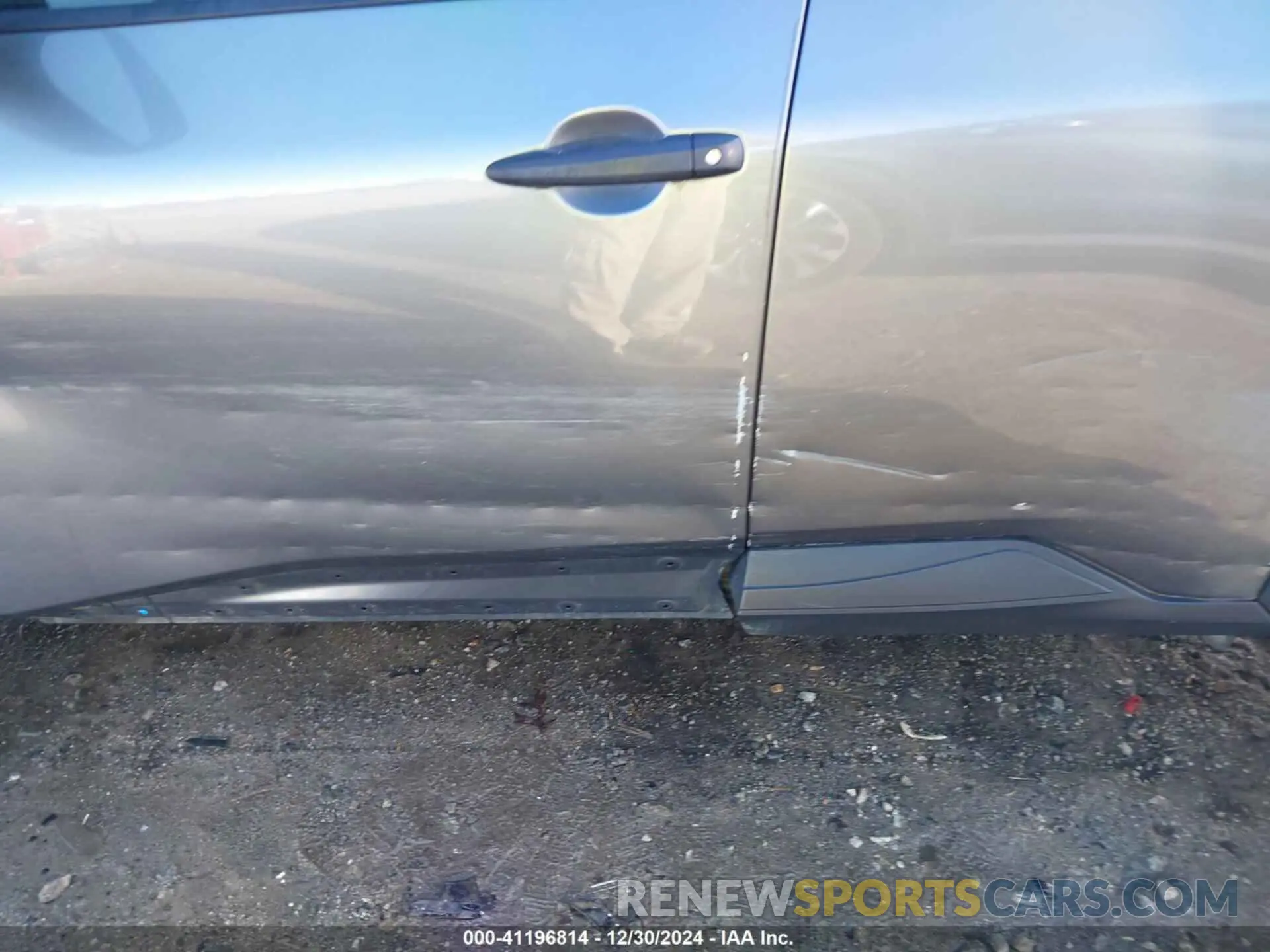 18 Photograph of a damaged car JN8AT3AA1MW002853 NISSAN ROGUE 2021