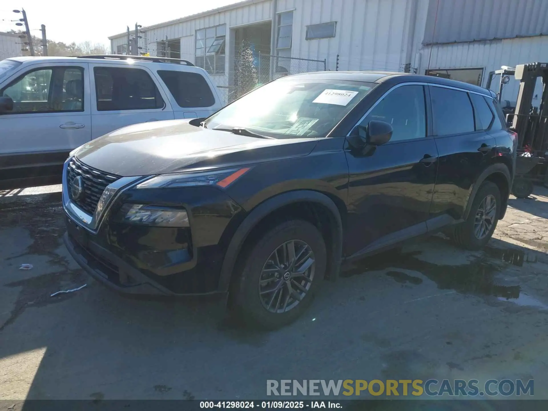 2 Photograph of a damaged car JN8AT3AA3MW000568 NISSAN ROGUE 2021