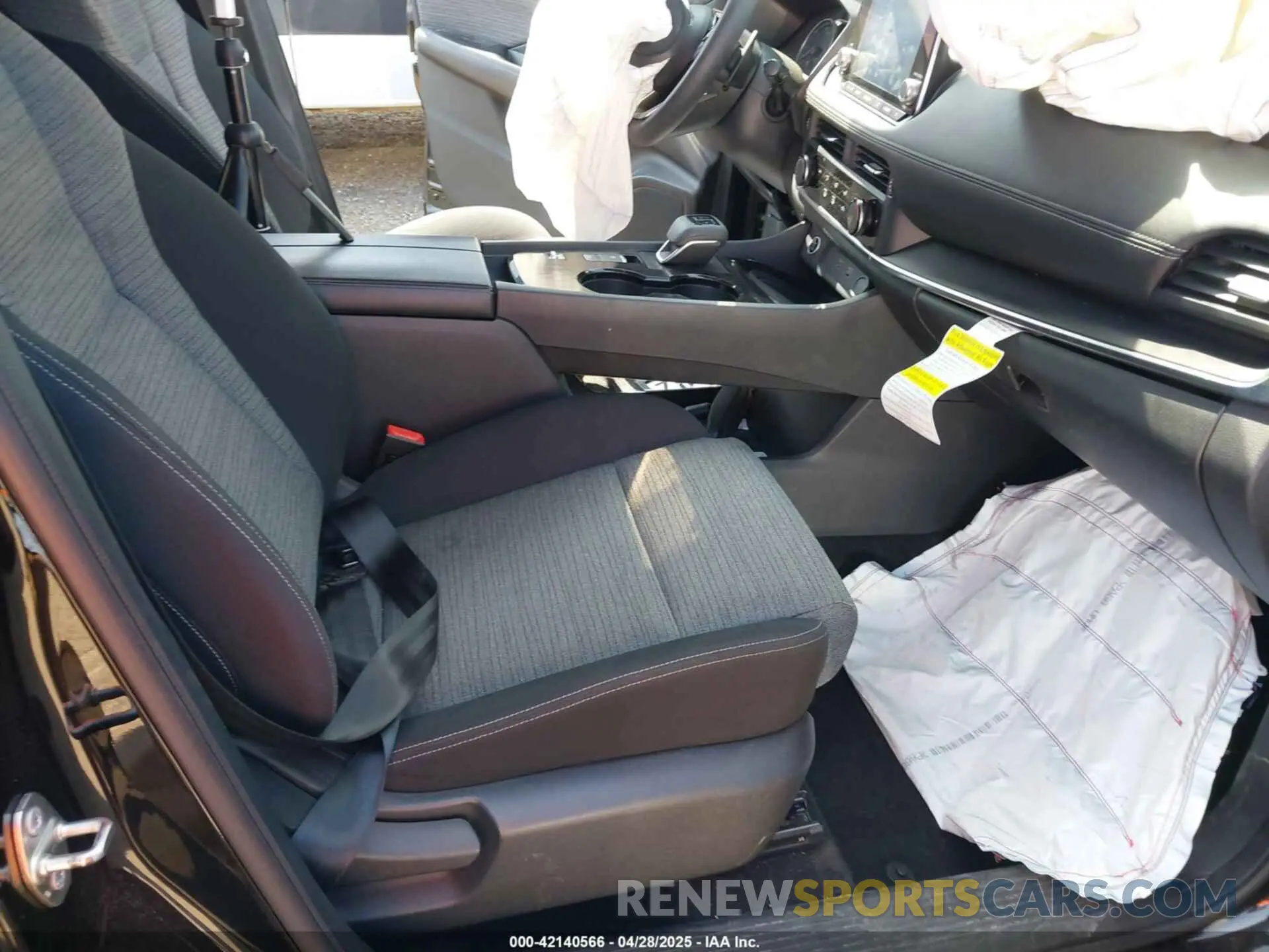 5 Photograph of a damaged car JN8AT3AA9MW013907 NISSAN ROGUE 2021