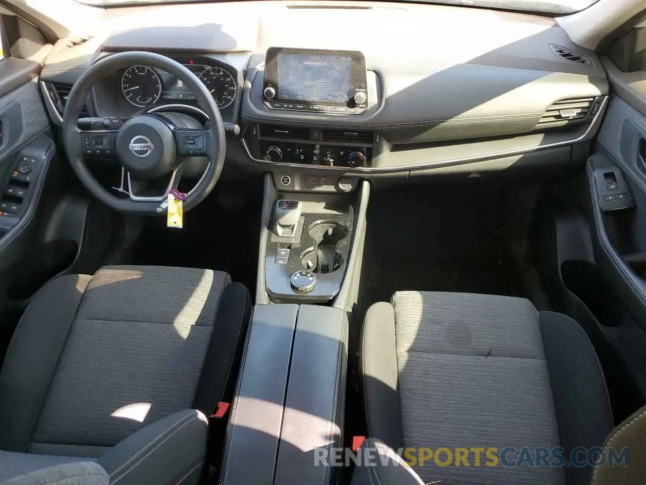 8 Photograph of a damaged car JN8AT3AB3MW224464 NISSAN ROGUE 2021