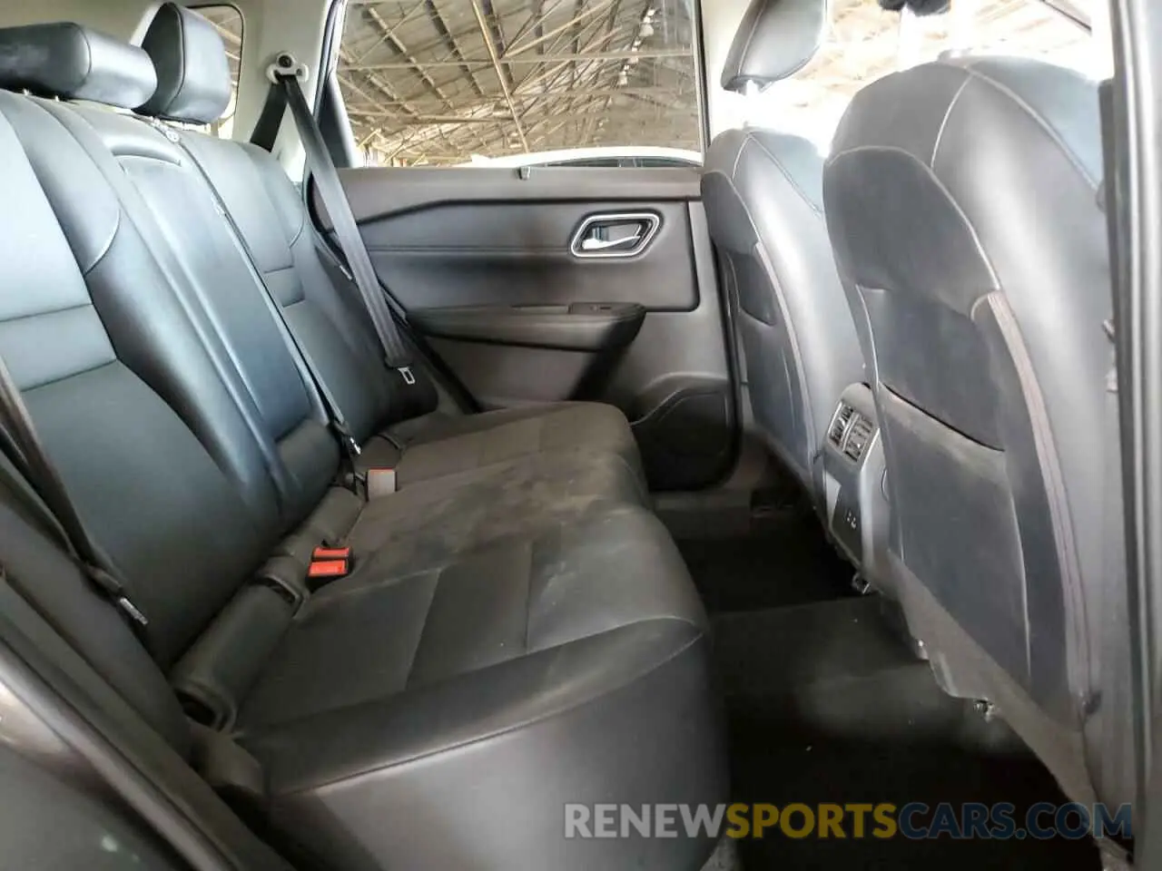 10 Photograph of a damaged car JN8AT3BB0MW204543 NISSAN ROGUE 2021