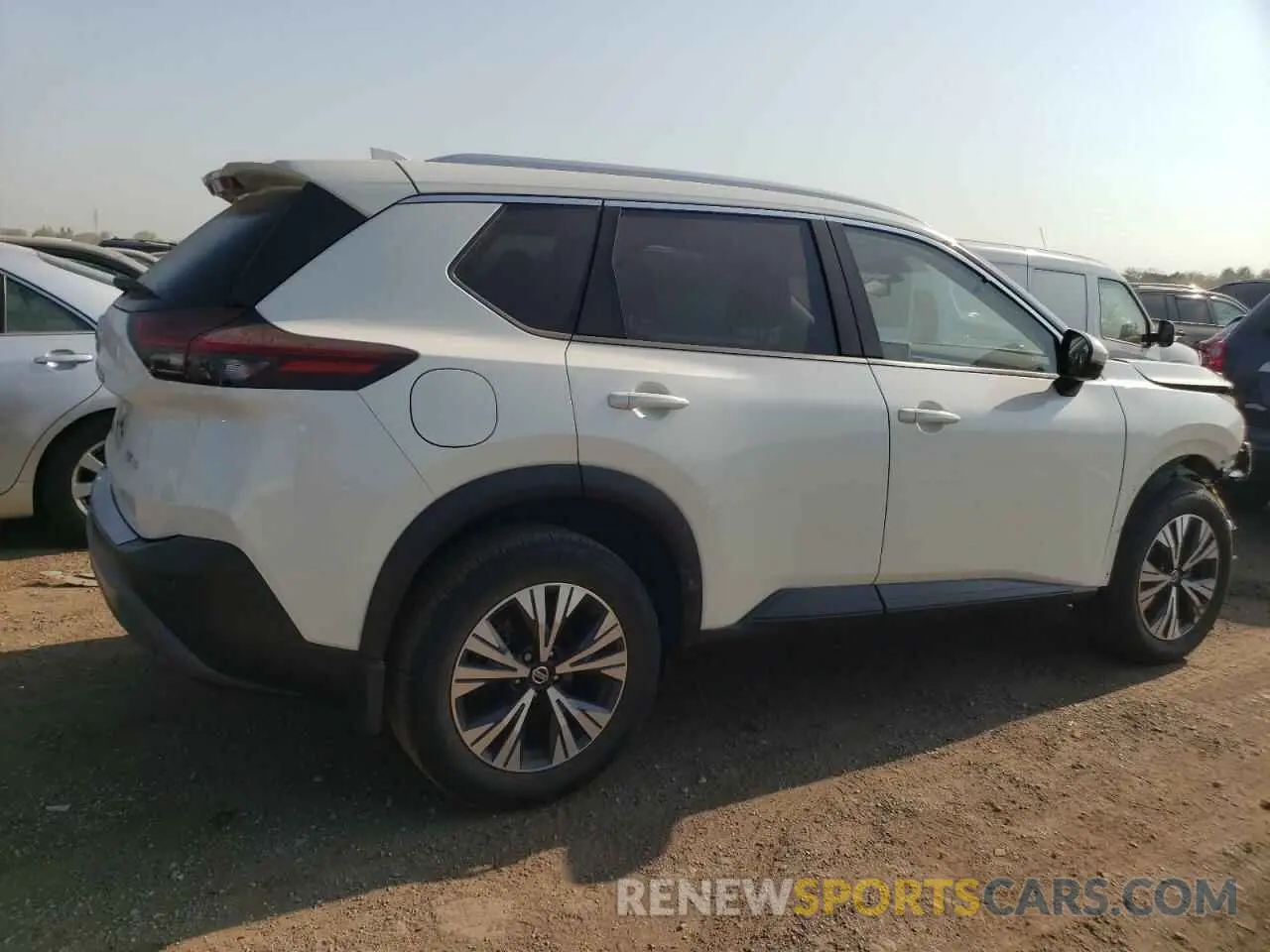 3 Фотография поврежденного автомобиля JN8AT3BB4MW210829 NISSAN ROGUE 2021