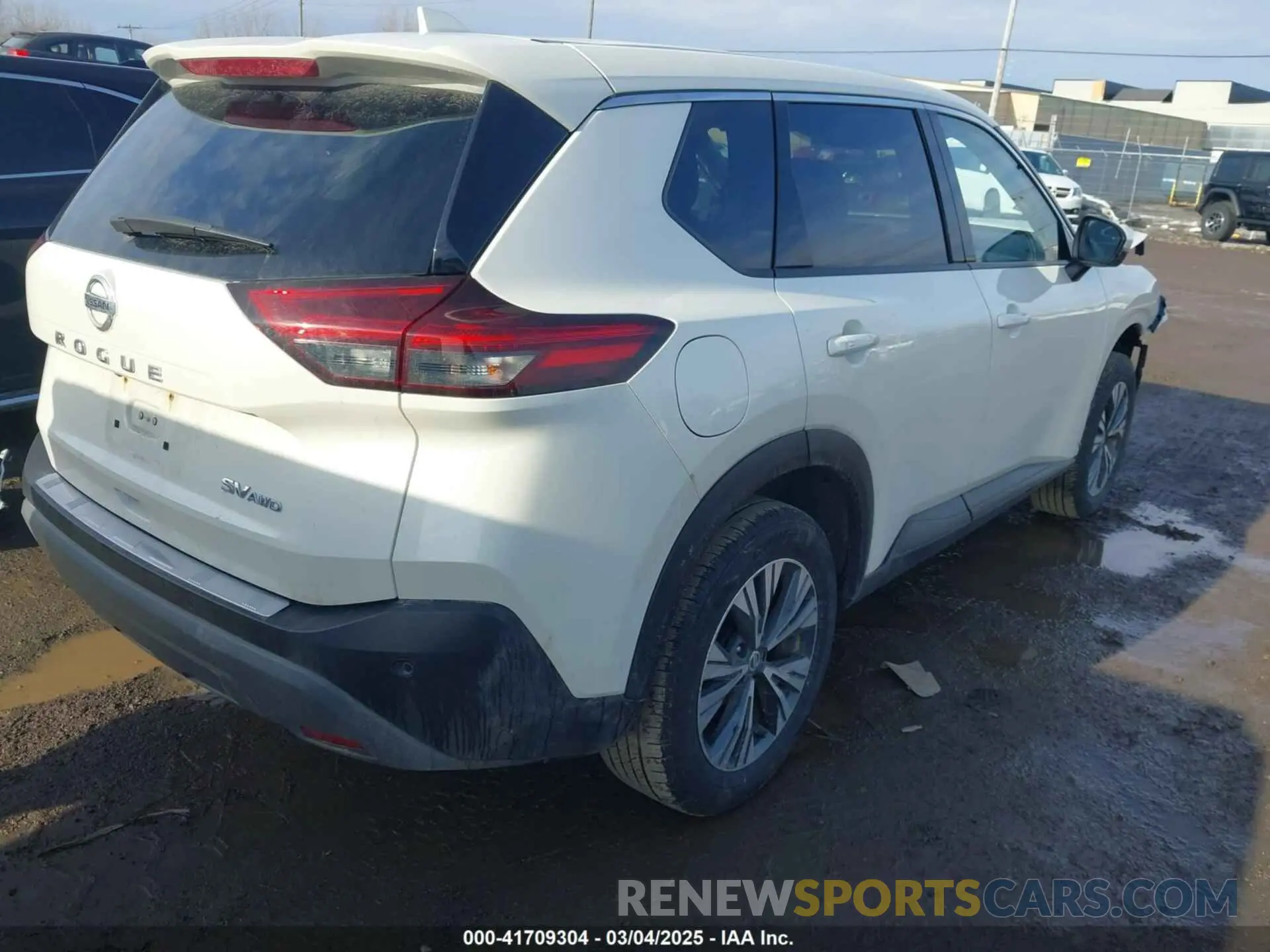 4 Photograph of a damaged car JN8AT3BB4MW213343 NISSAN ROGUE 2021
